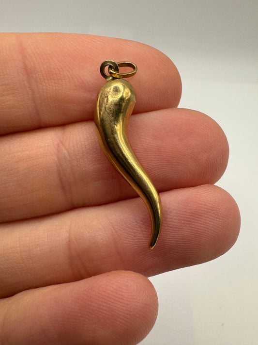9ct gold horn of plenty charm