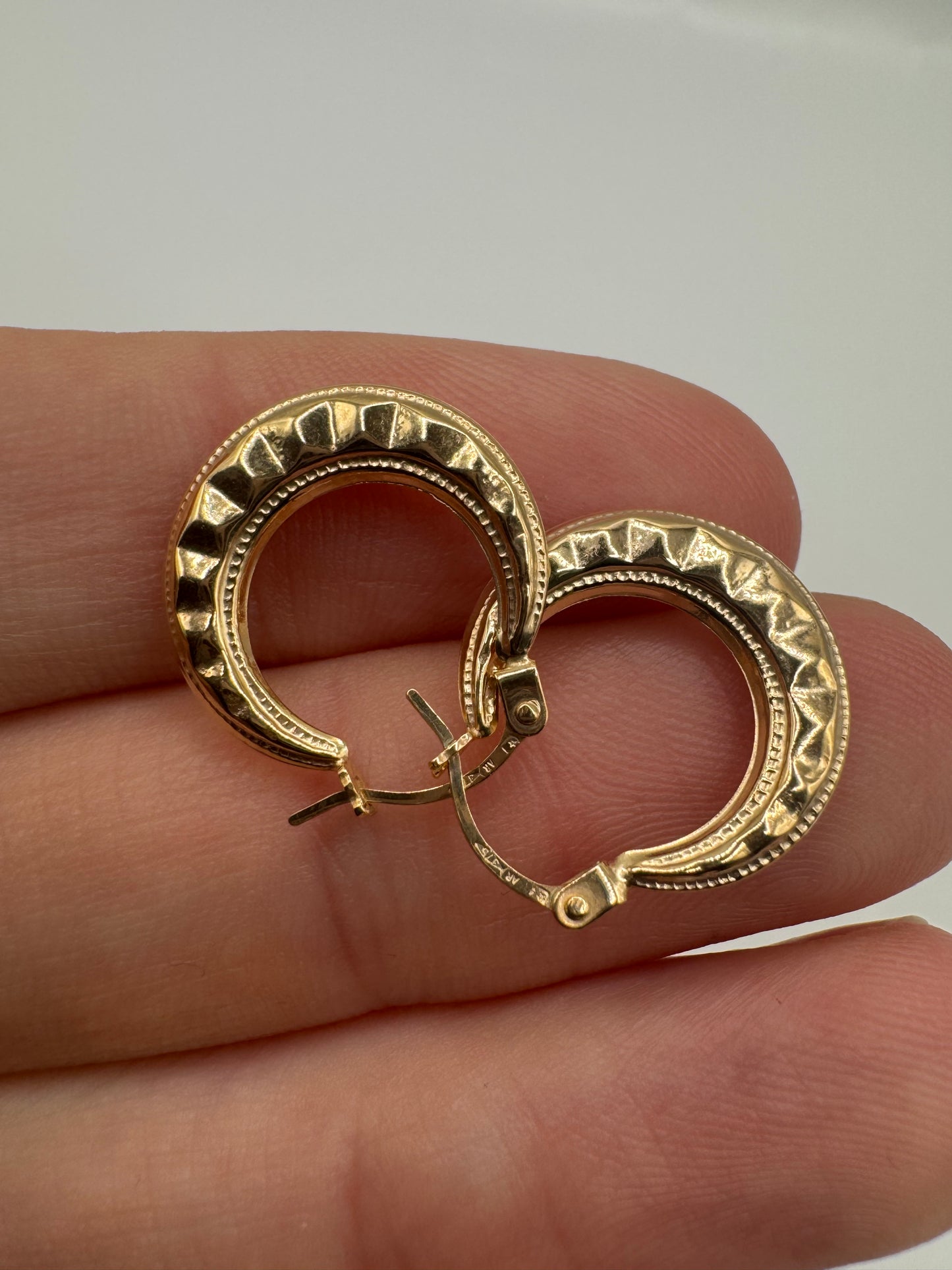 9ct gold patterned creole earrings