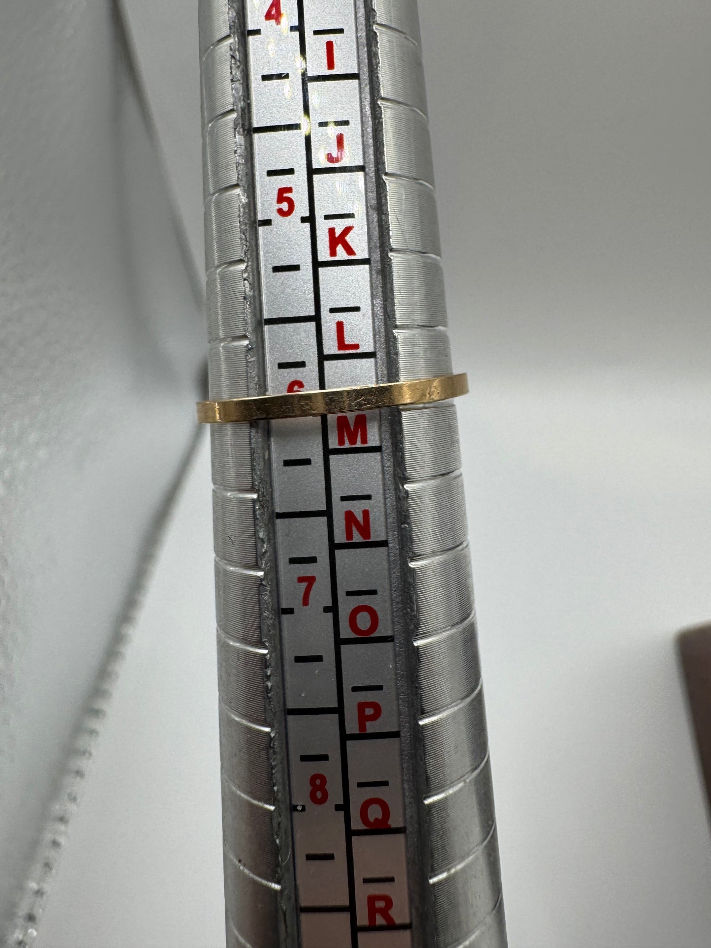 Antique 9ct gold paste ring