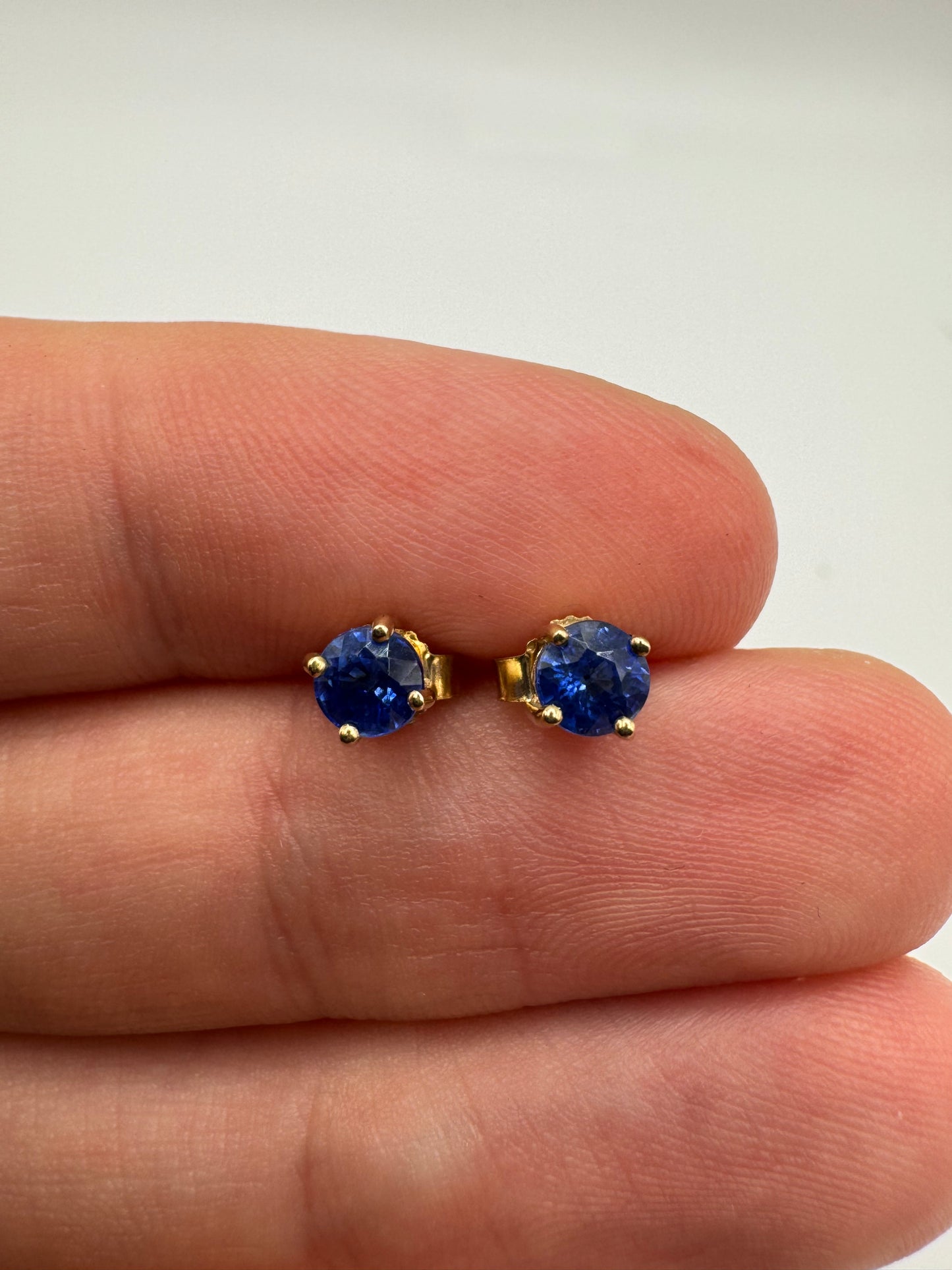 9ct gold kyanite earrings