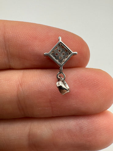 9ct white gold diamond cluster pendant