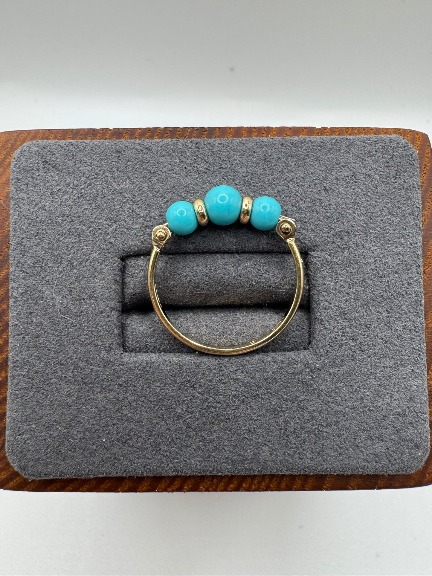 9ct gold turquoise ring