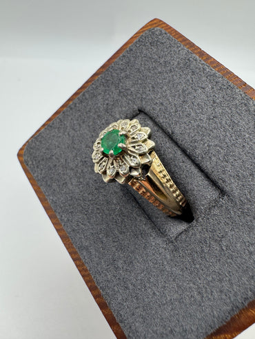 9ct gold emerald and diamond cluster ring