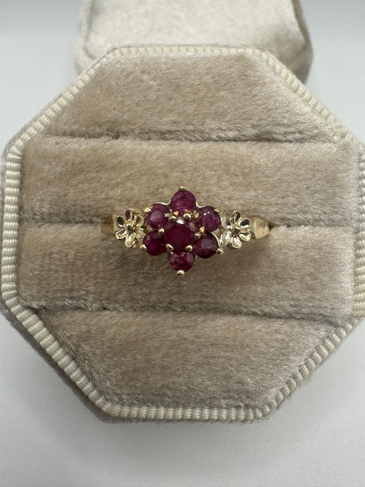 9ct gold ruby cluster ring
