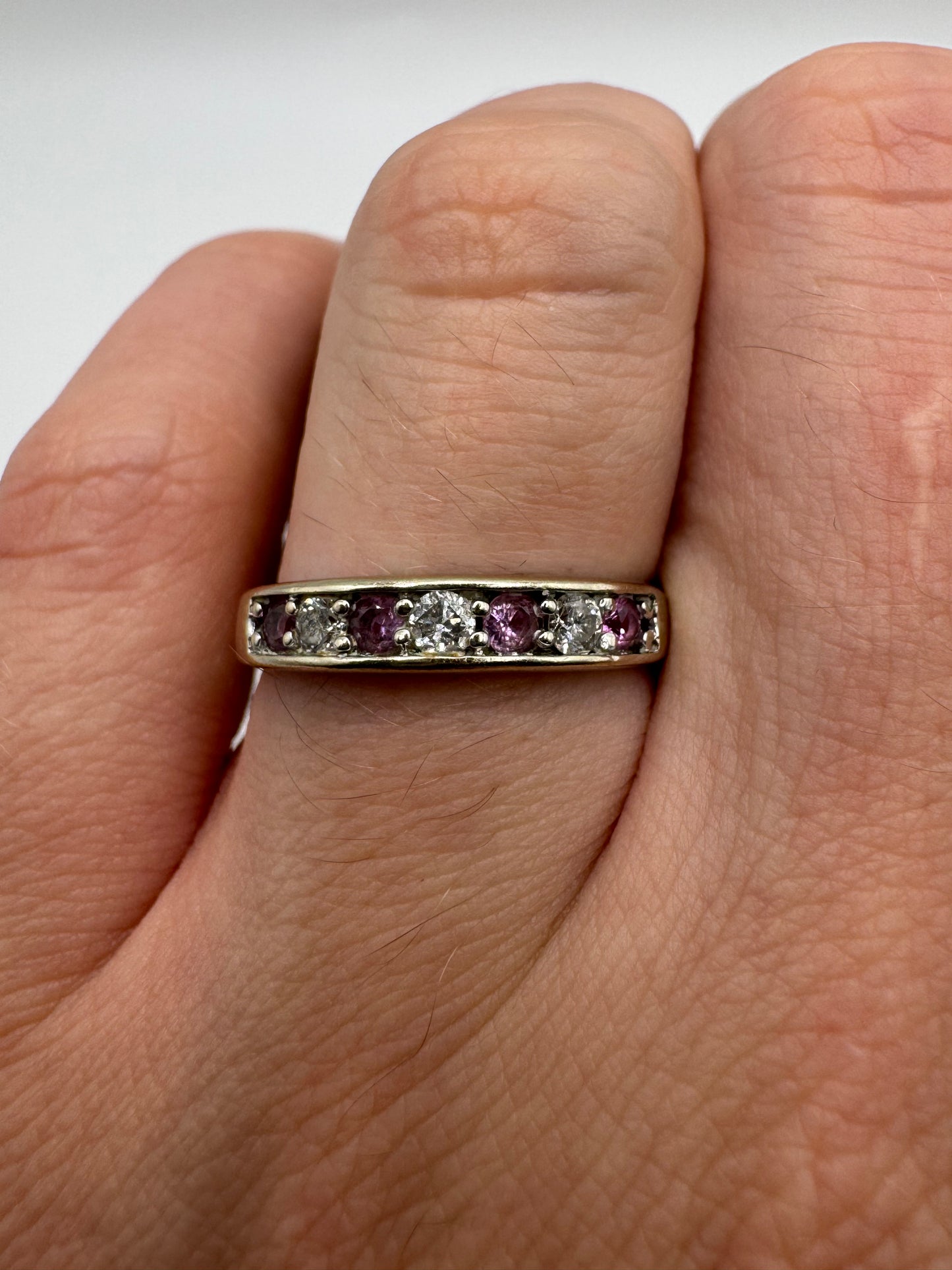 9ct white gold pink topaz and diamond ring