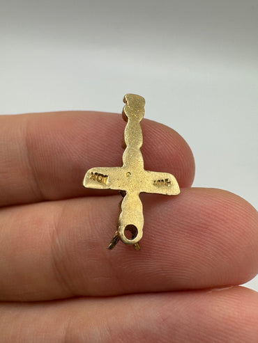9ct gold crucifix pendant