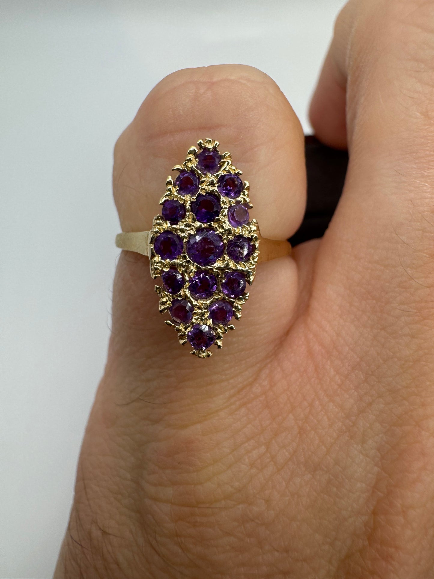 9ct gold amethyst navette ring