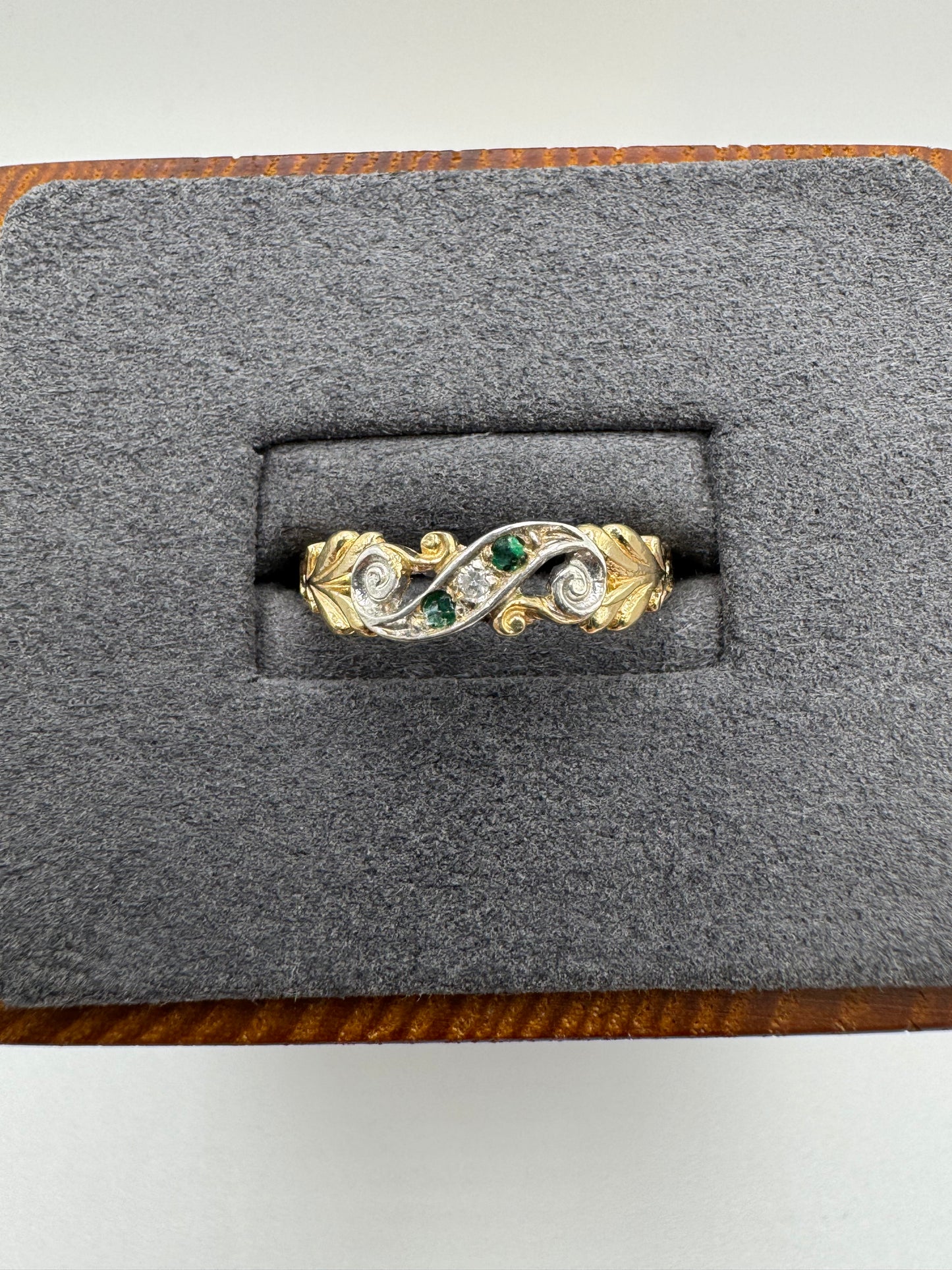 9ct gold emerald and diamond gypsy ring
