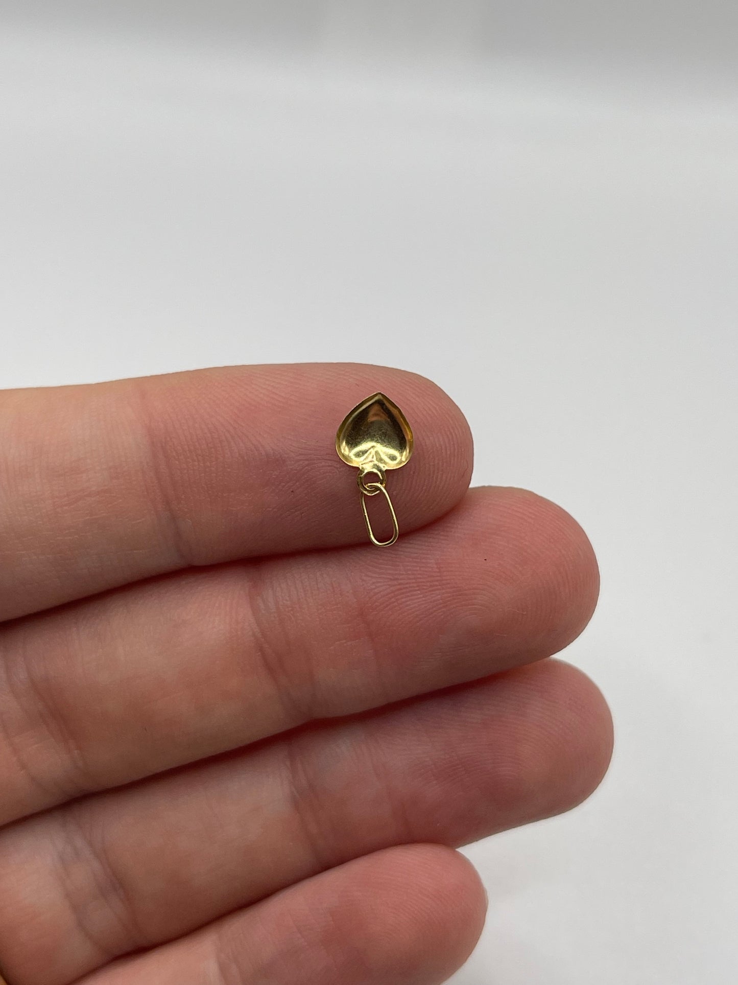 9ct gold heart charm