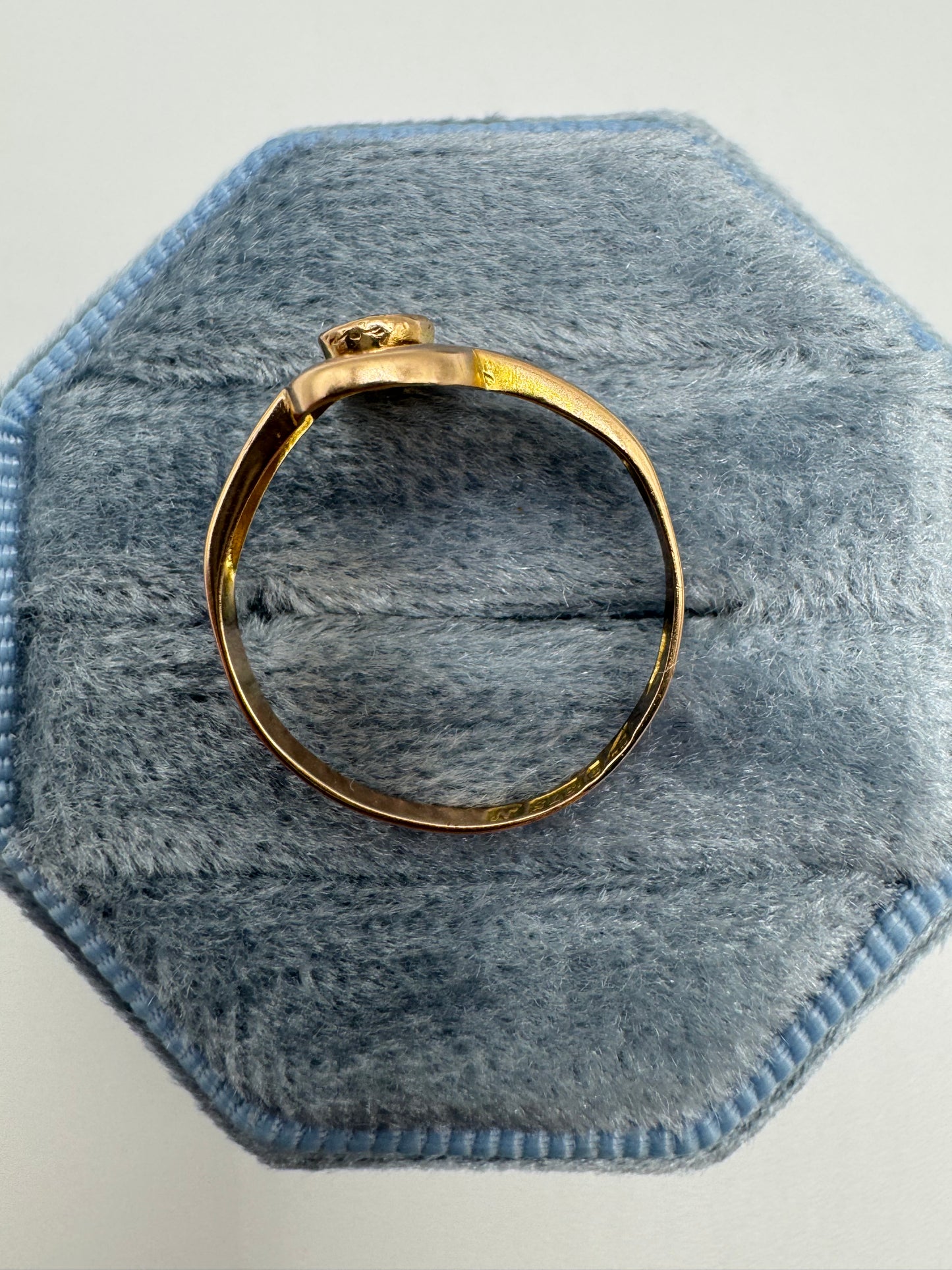 9ct gold tourmaline ring