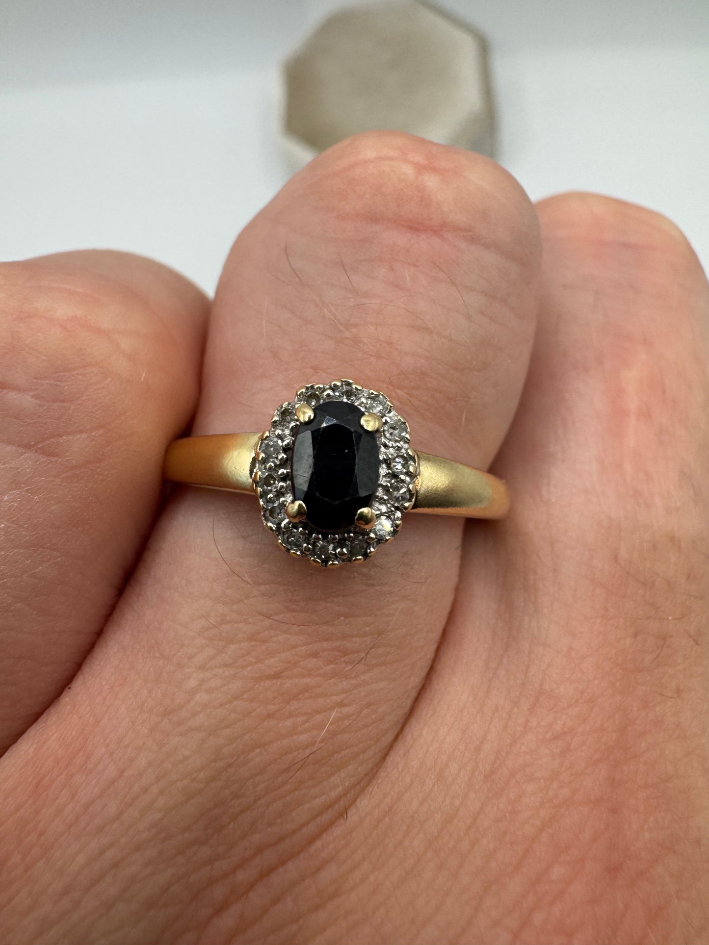 9ct gold sapphire and diamond ring