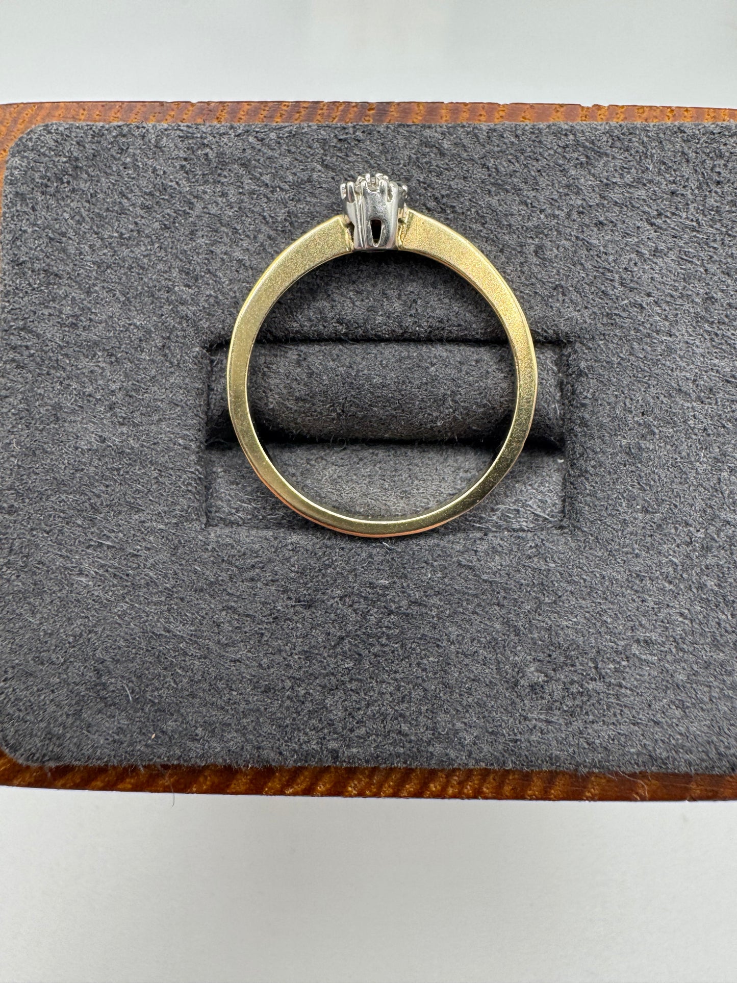 14ct gold diamond cluster ring