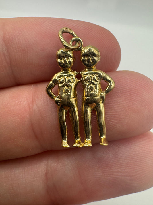 9ct gold Gemini zodiac pendant