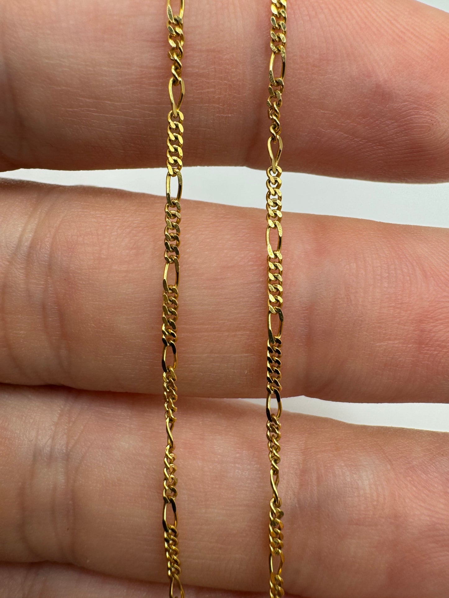9ct gold chain 79 16”