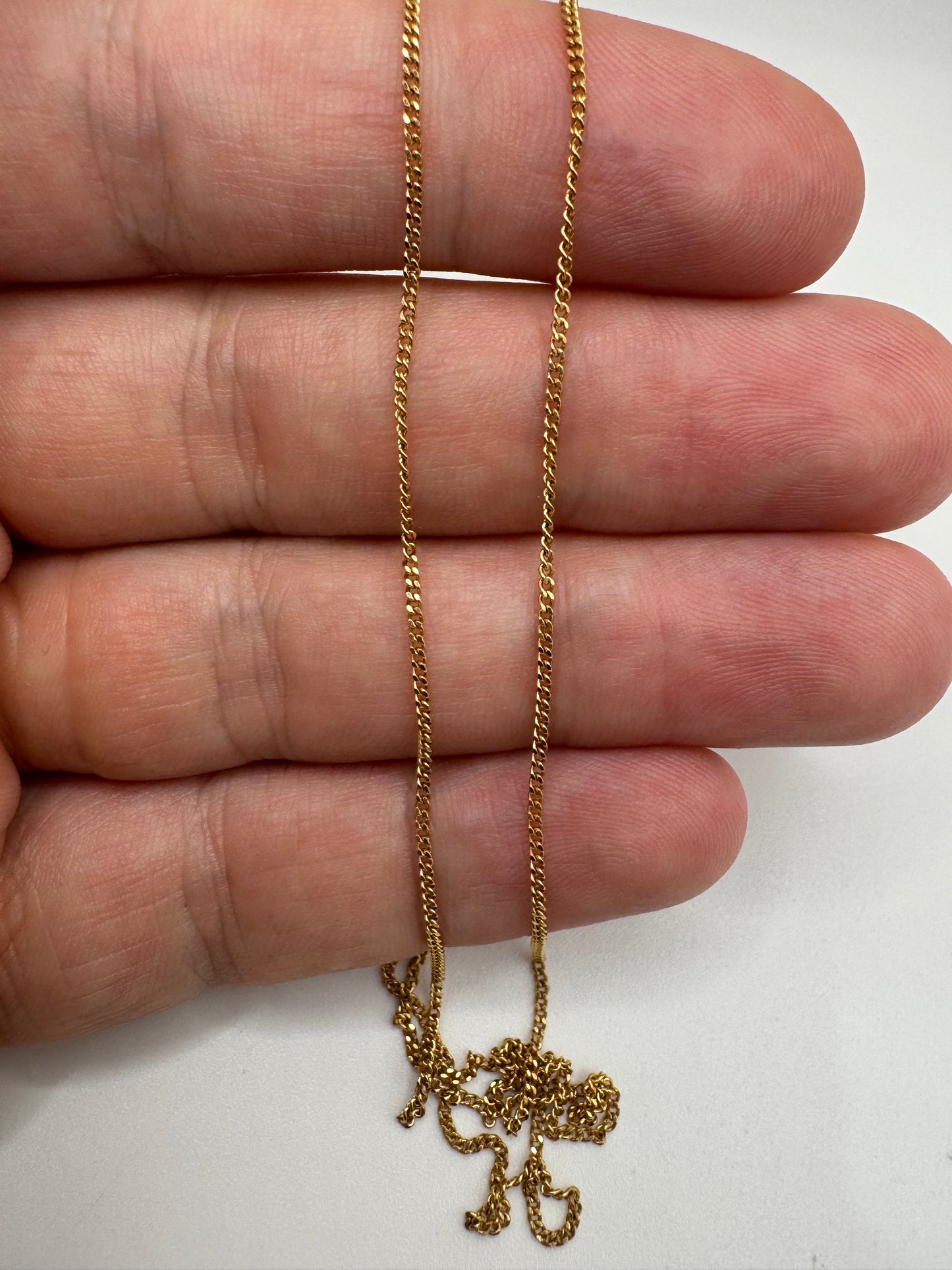 9ct gold chain 17