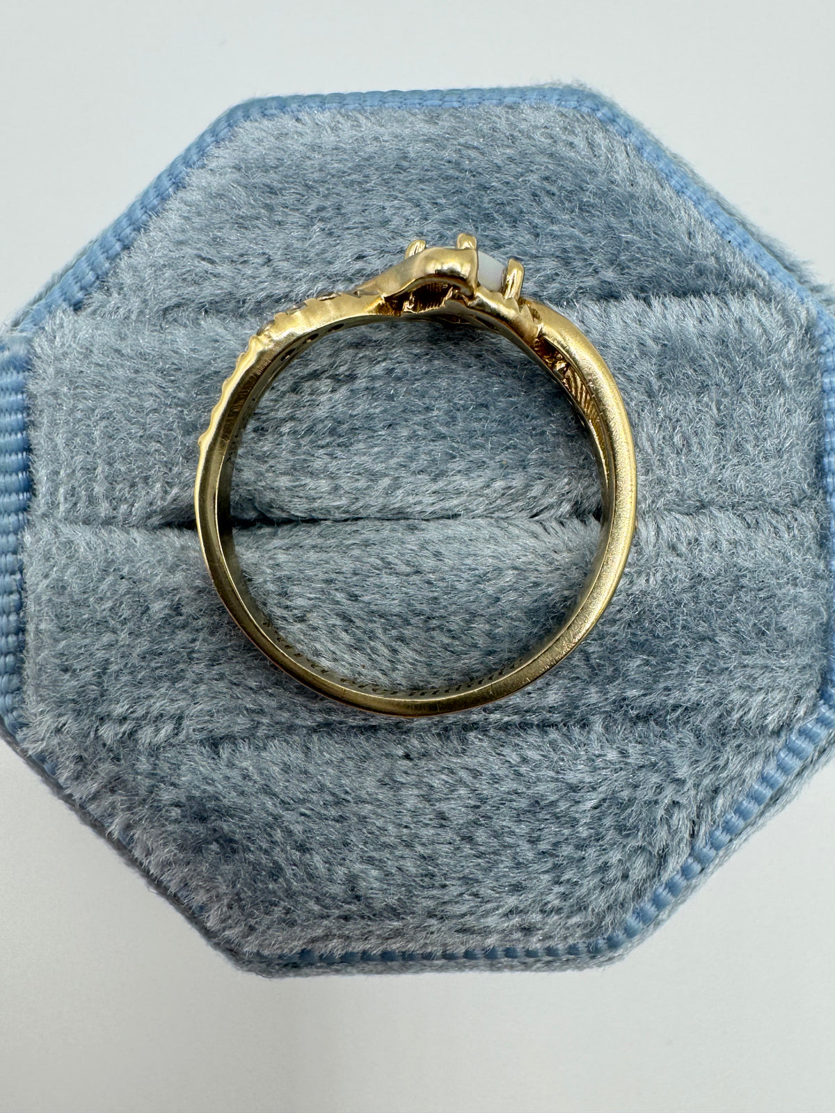 9ct gold opal and zircon ring