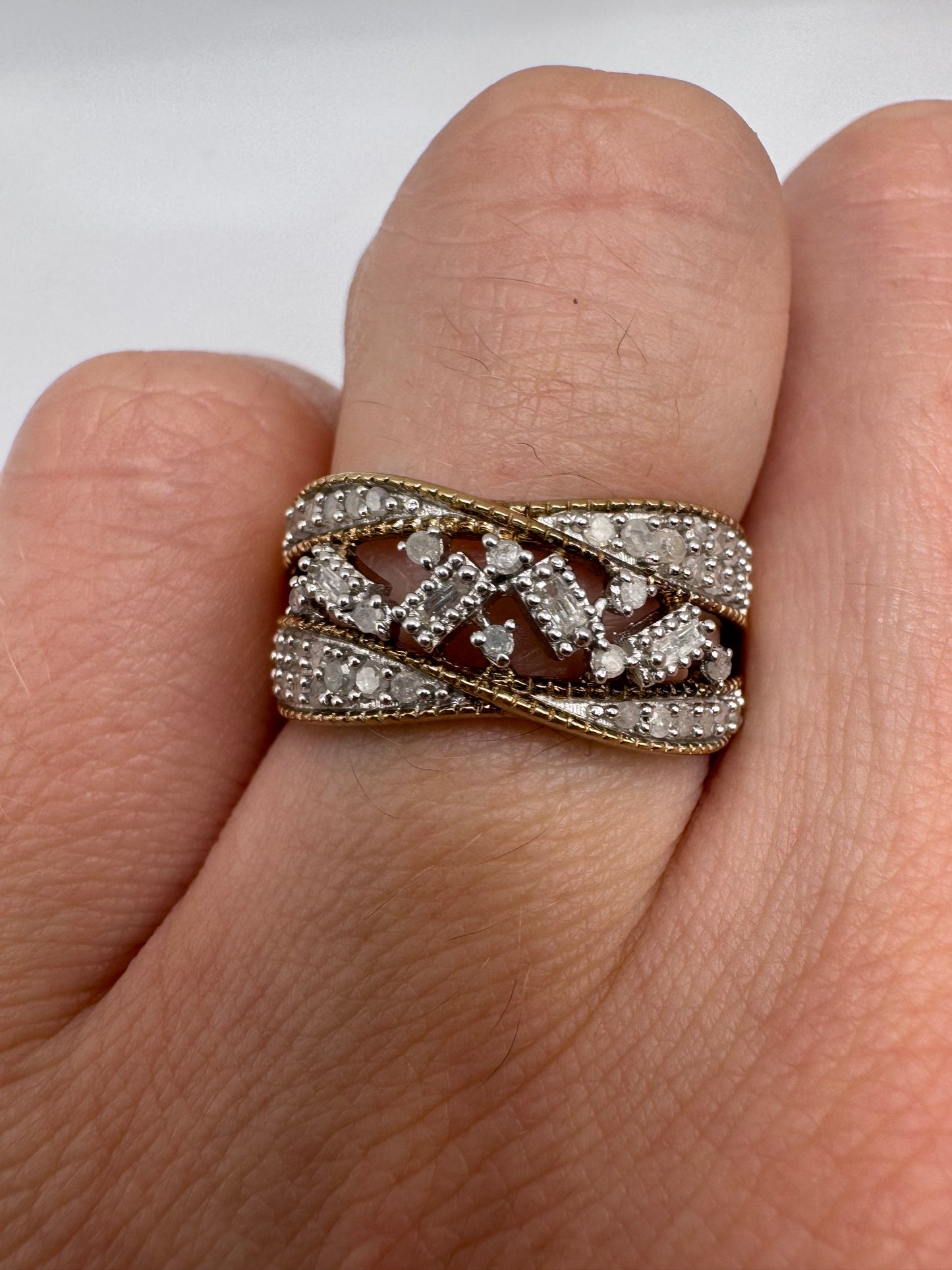 Silver diamond ring