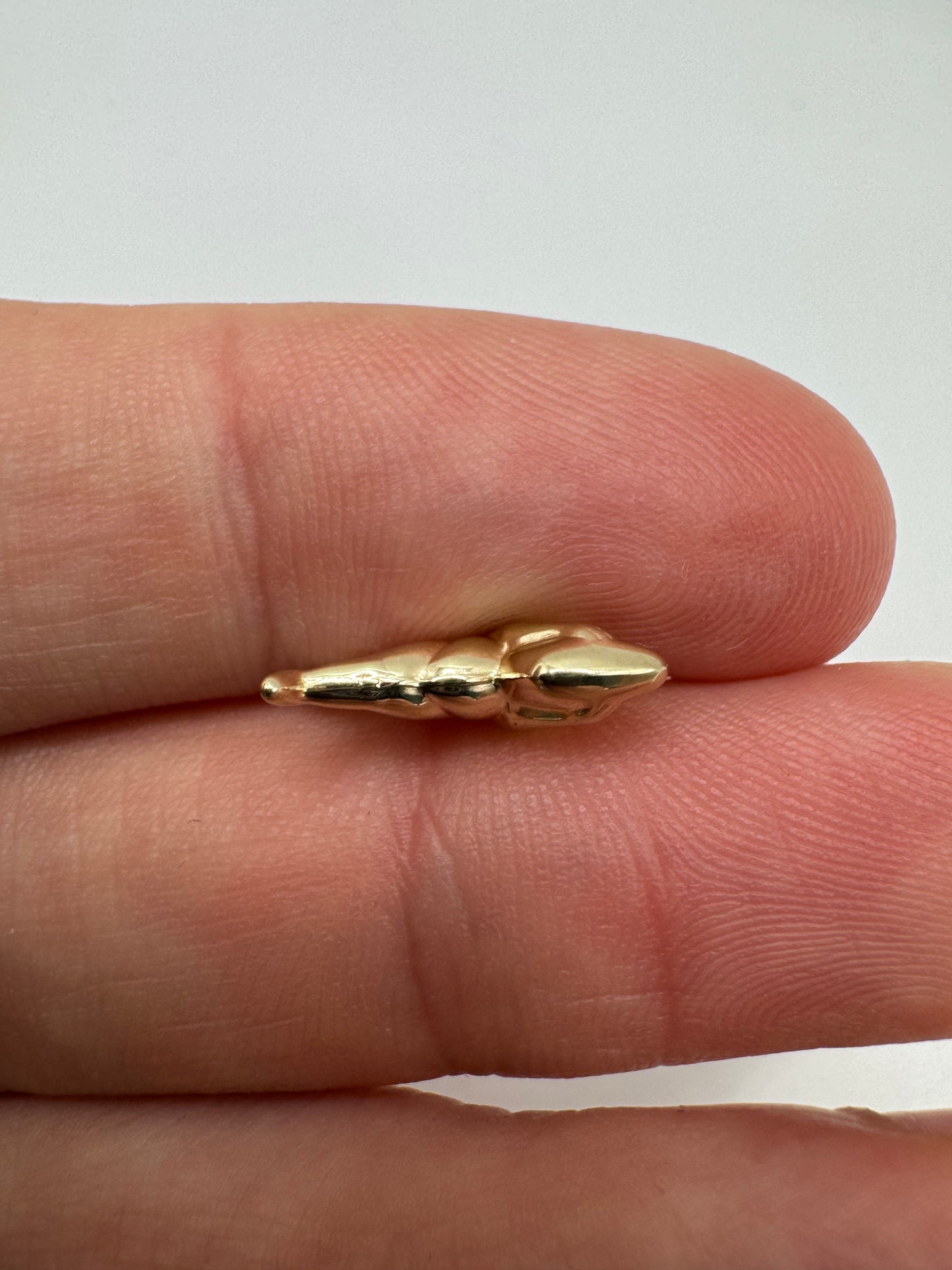 9ct gold cherub charm