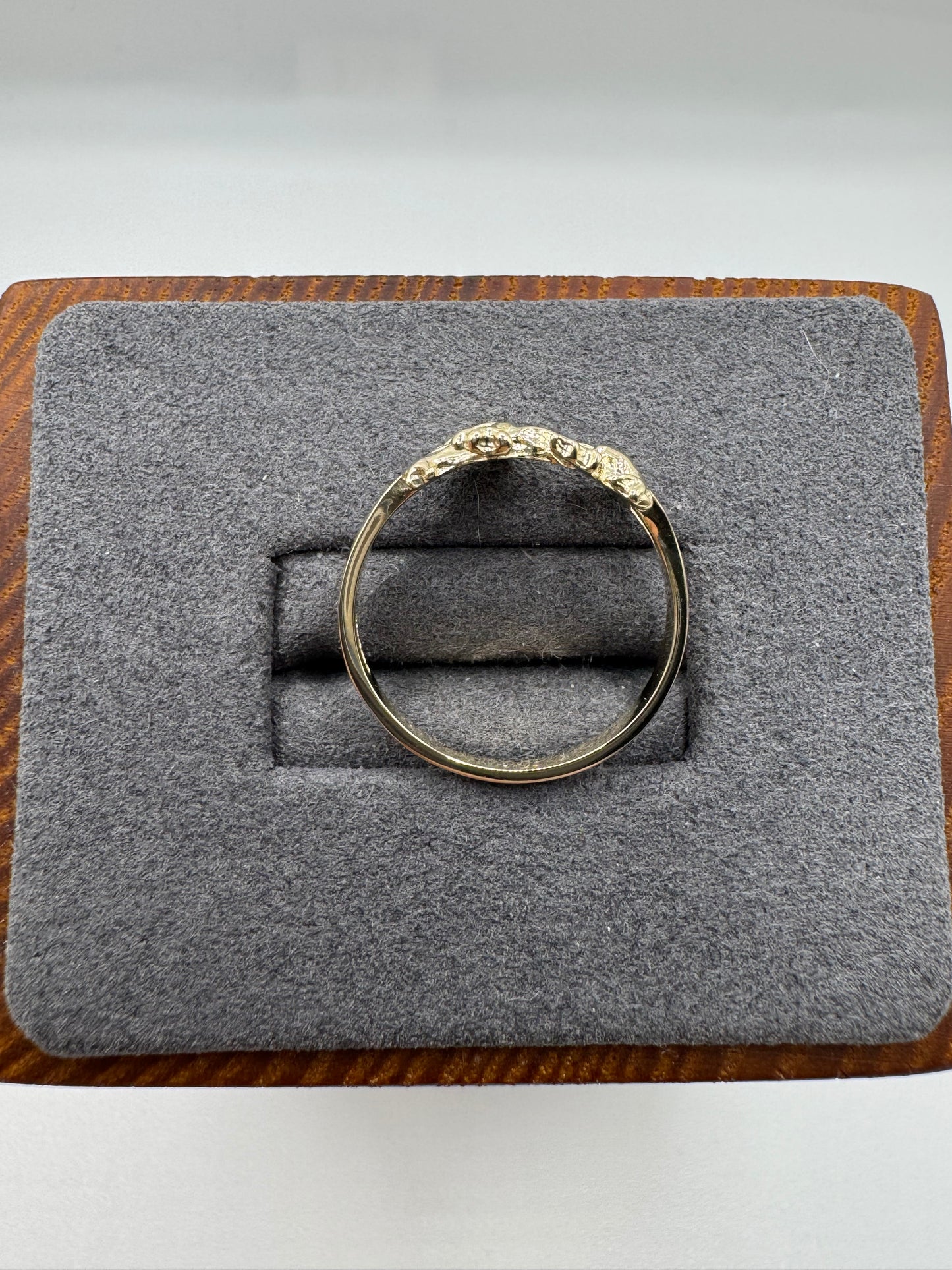 9ct gold dragon ring