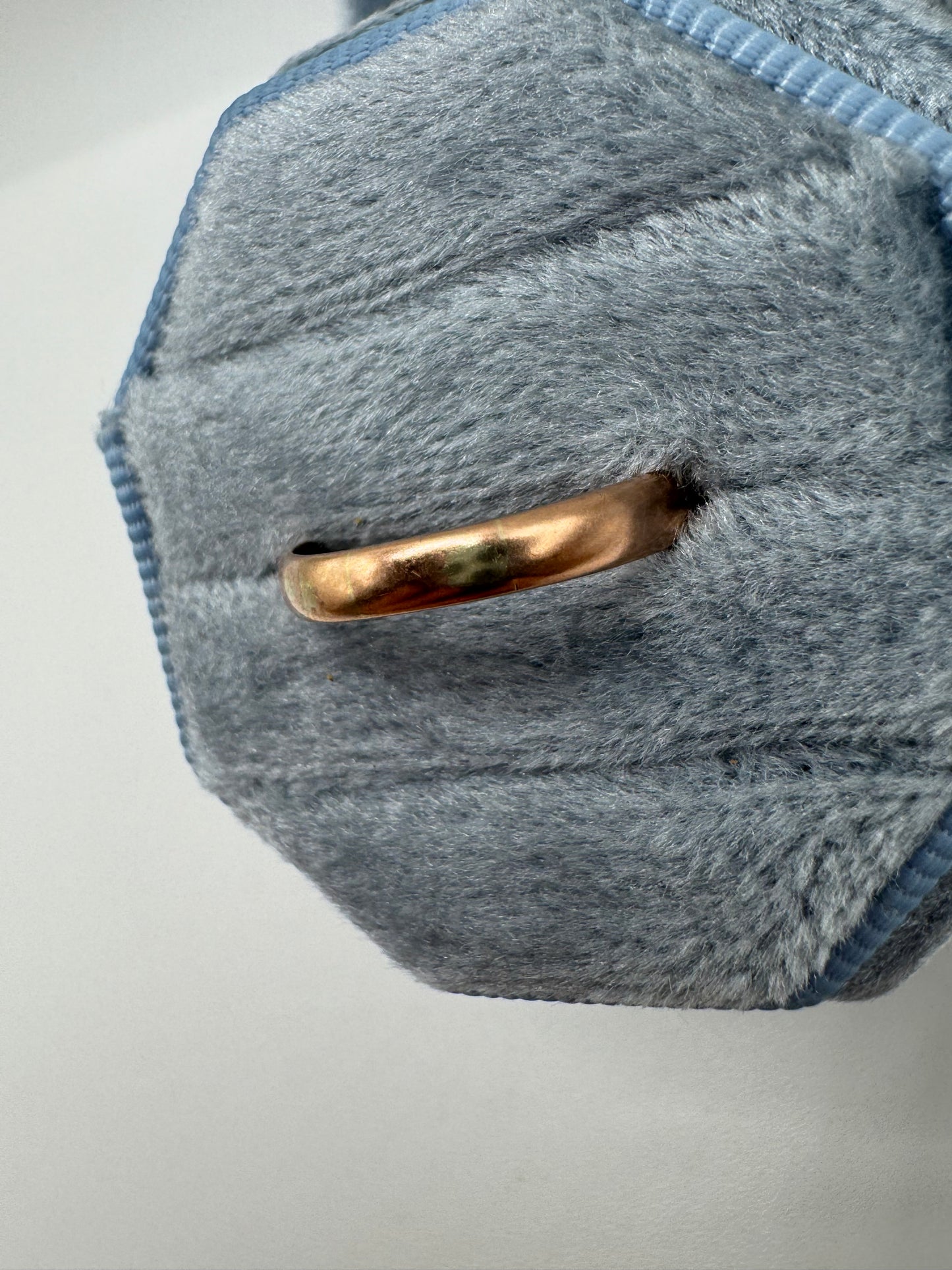 9ct rose gold plain band