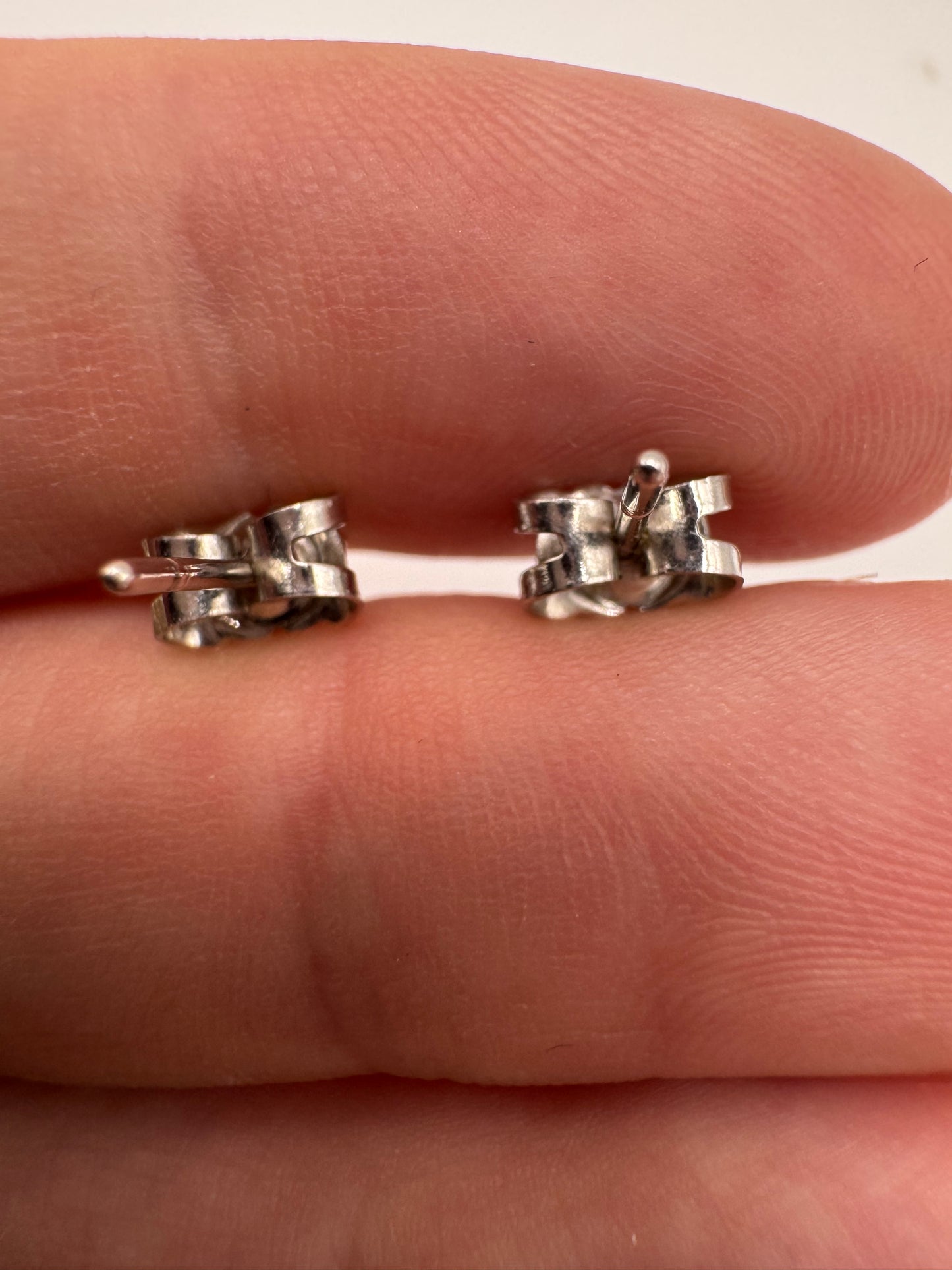18ct gold diamond earrings