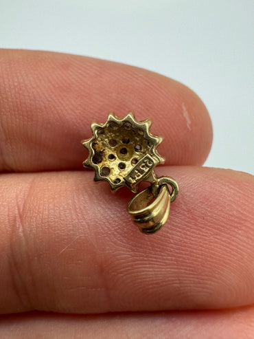 9ct gold 0.25ct diamond pendant