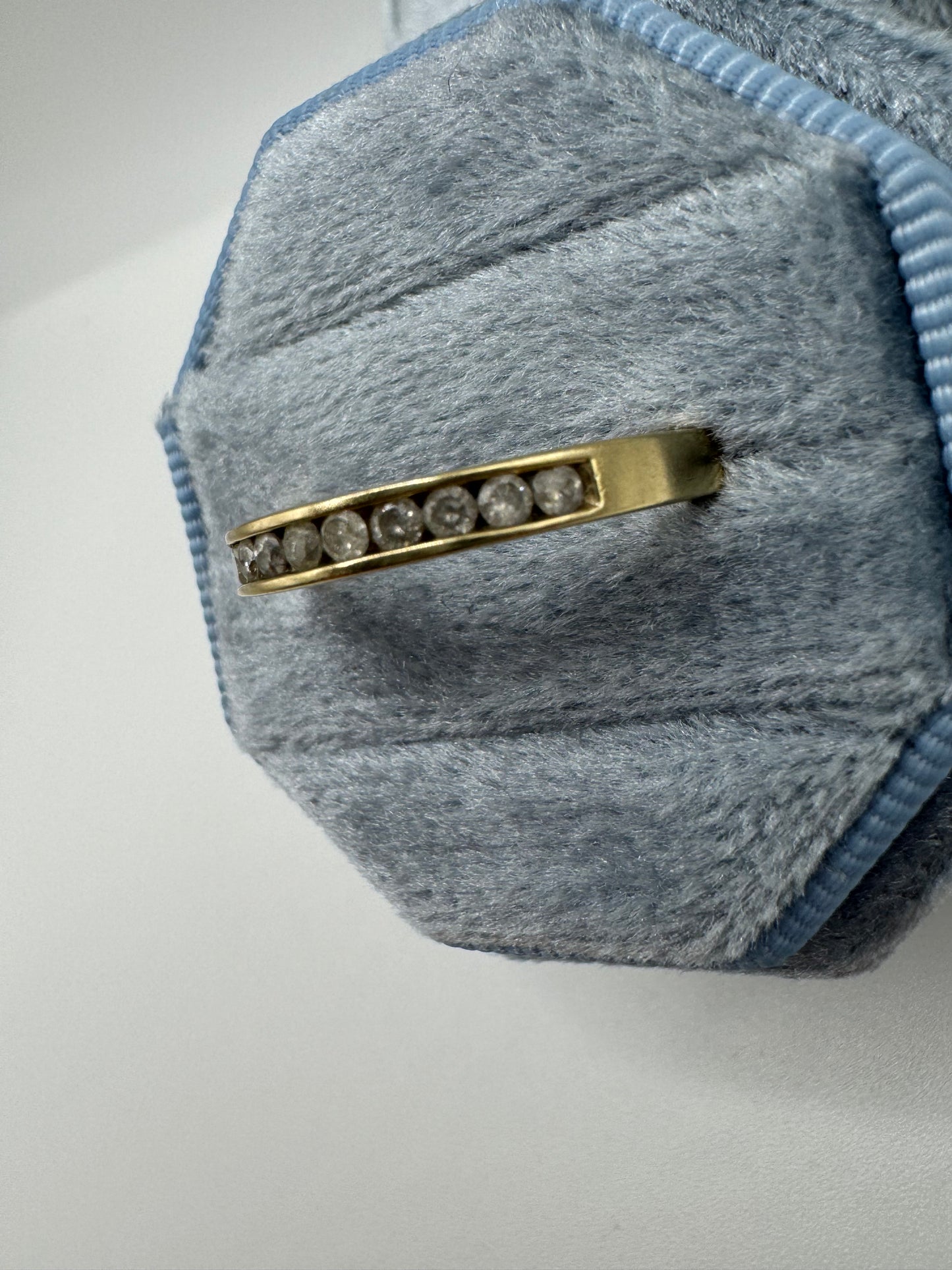 9ct gold diamond ring