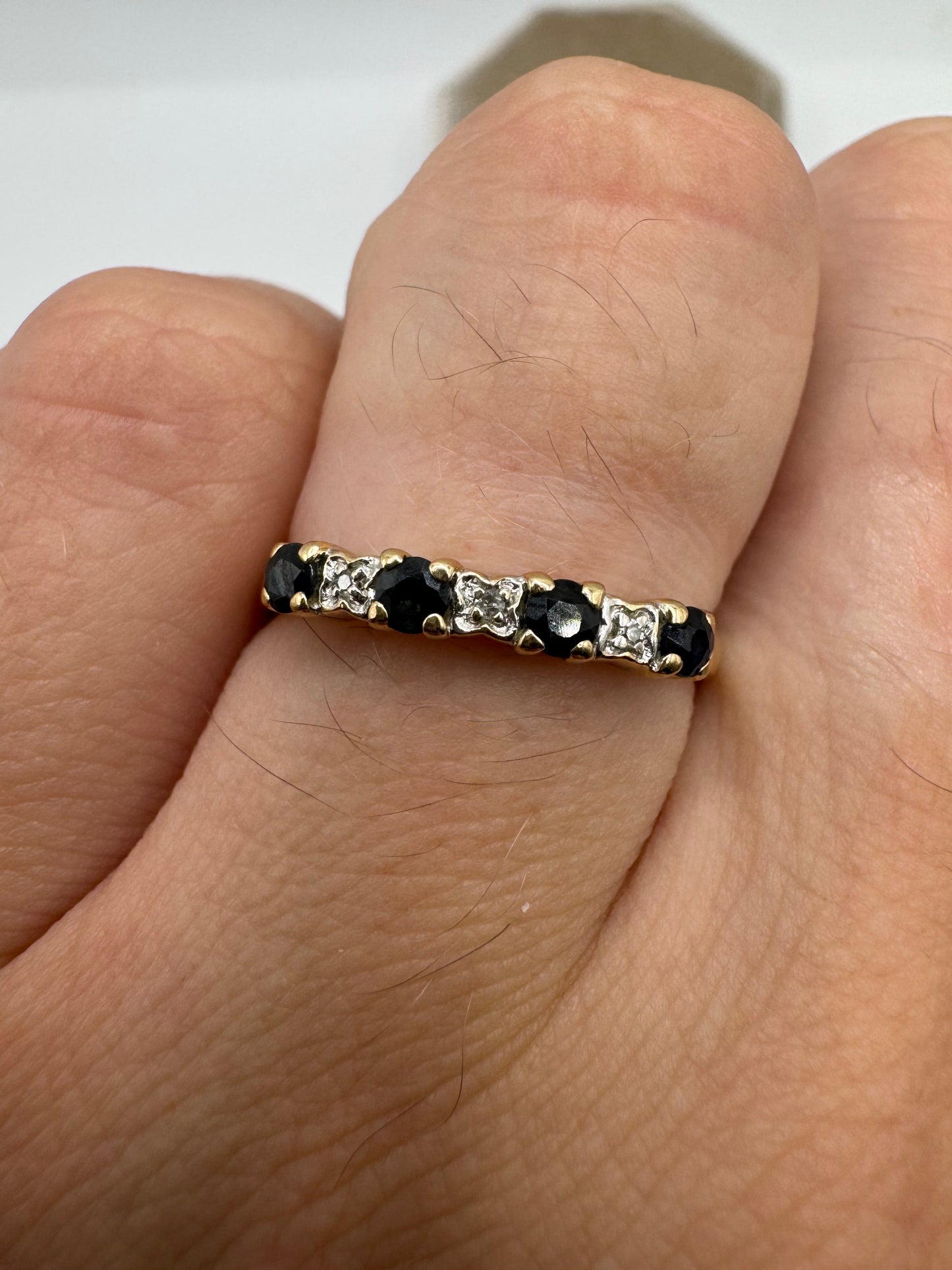 9ct gold sapphire and diamond ring