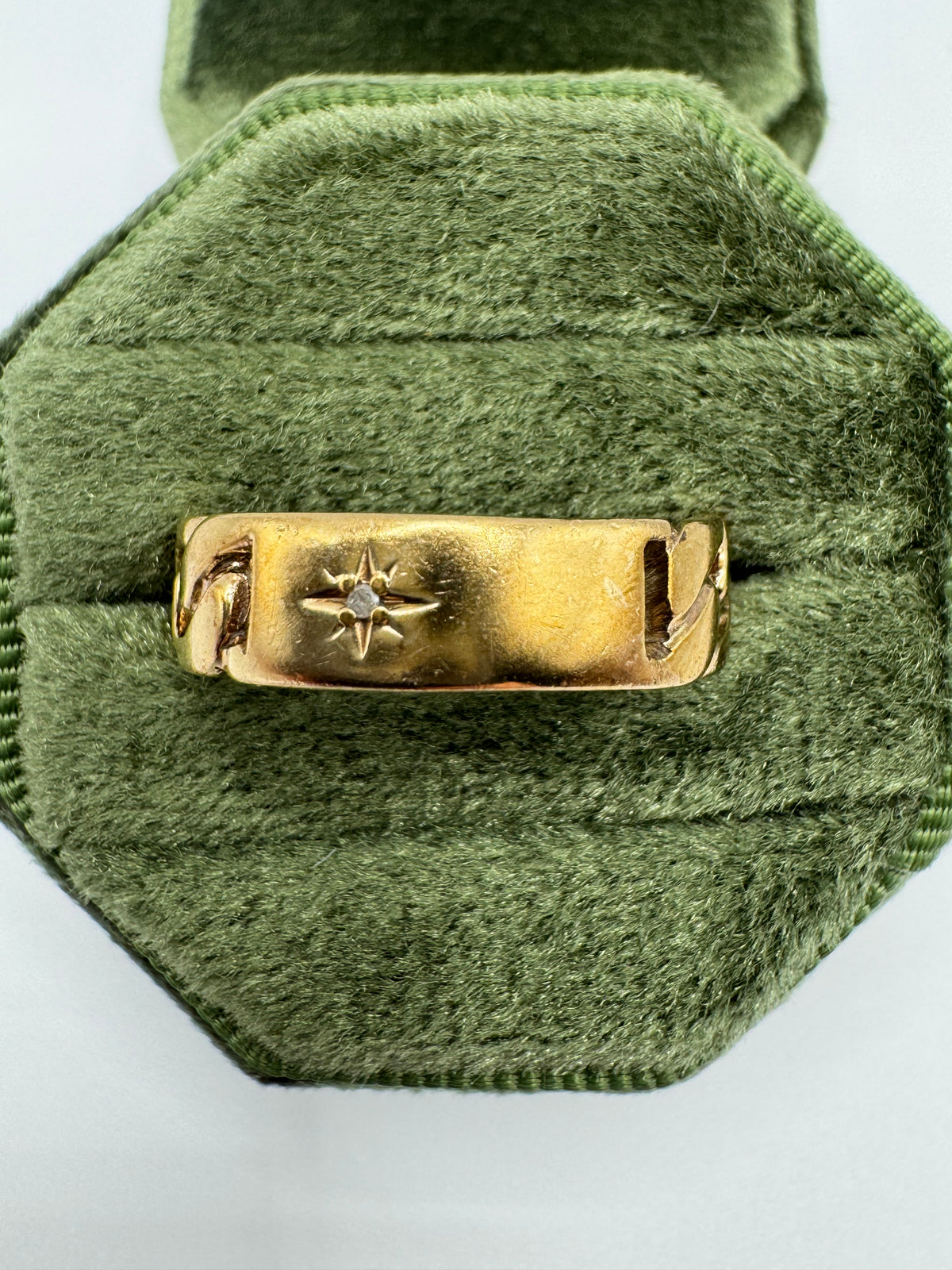 Heavy 9ct gold diamond link band