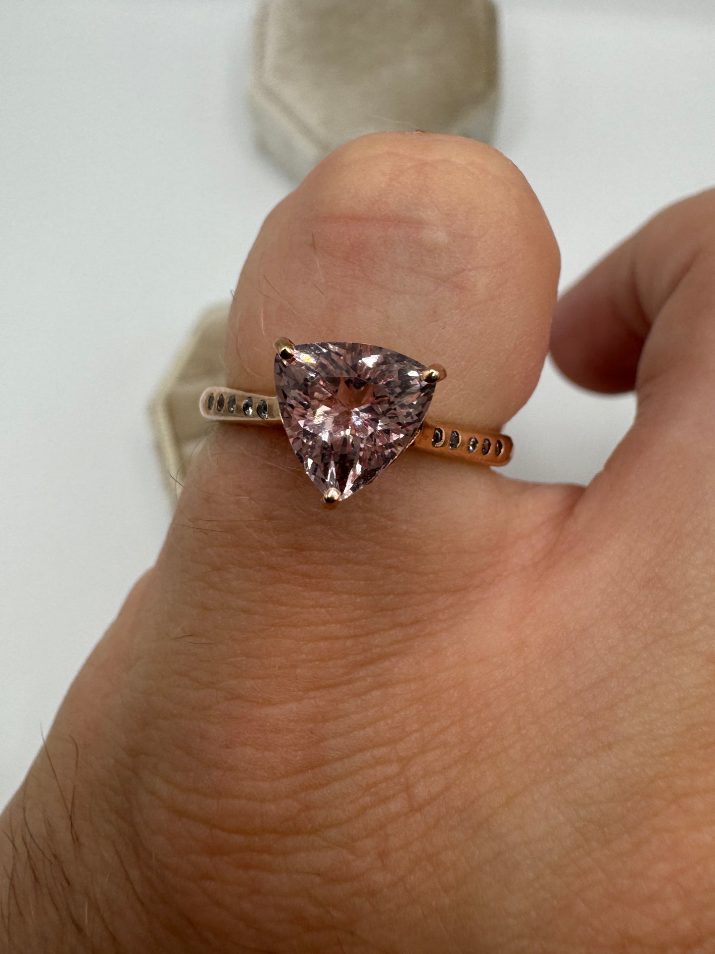 9ct rose gold pale amethyst and zircon ring
