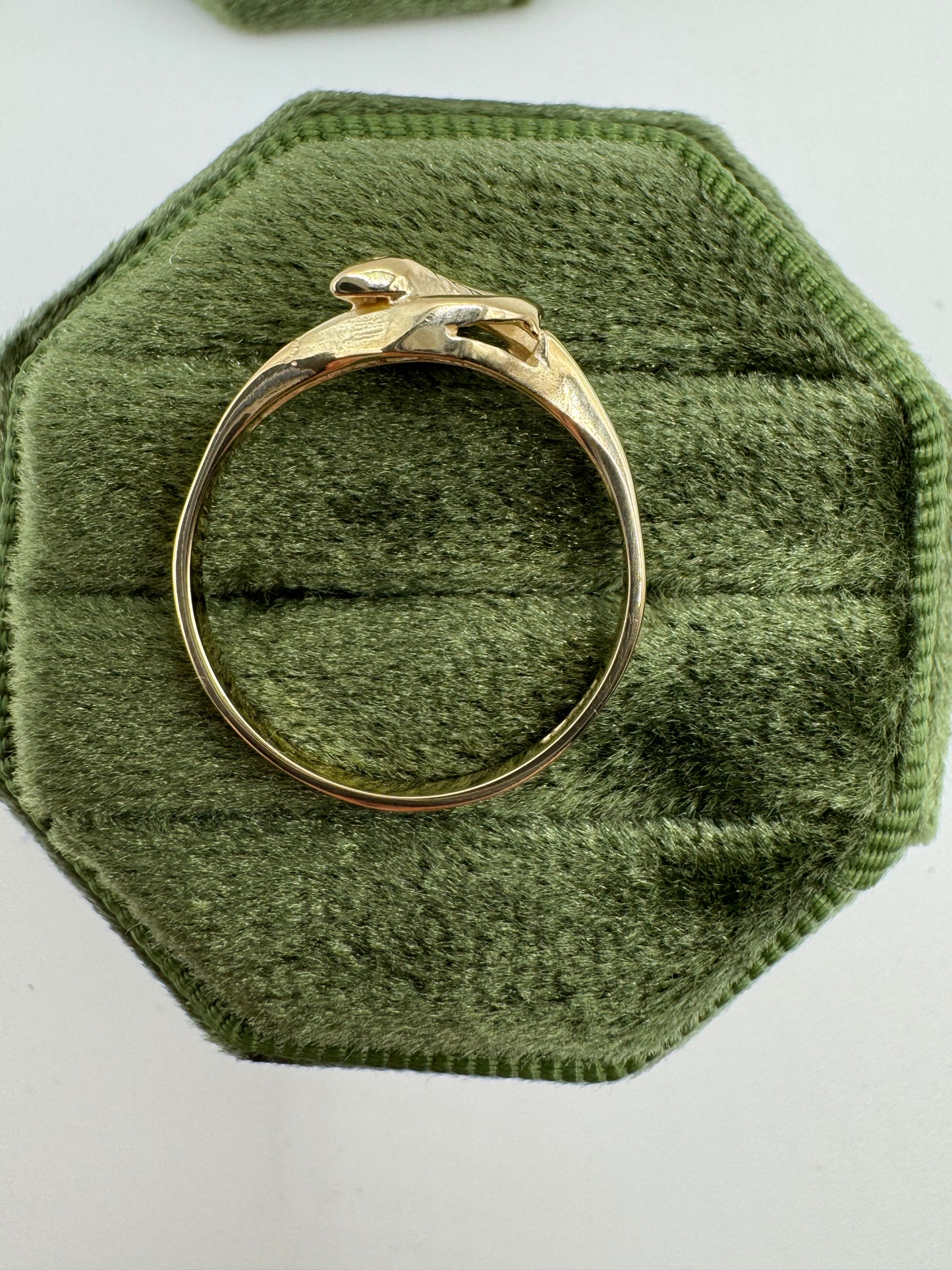 9ct gold snake ring