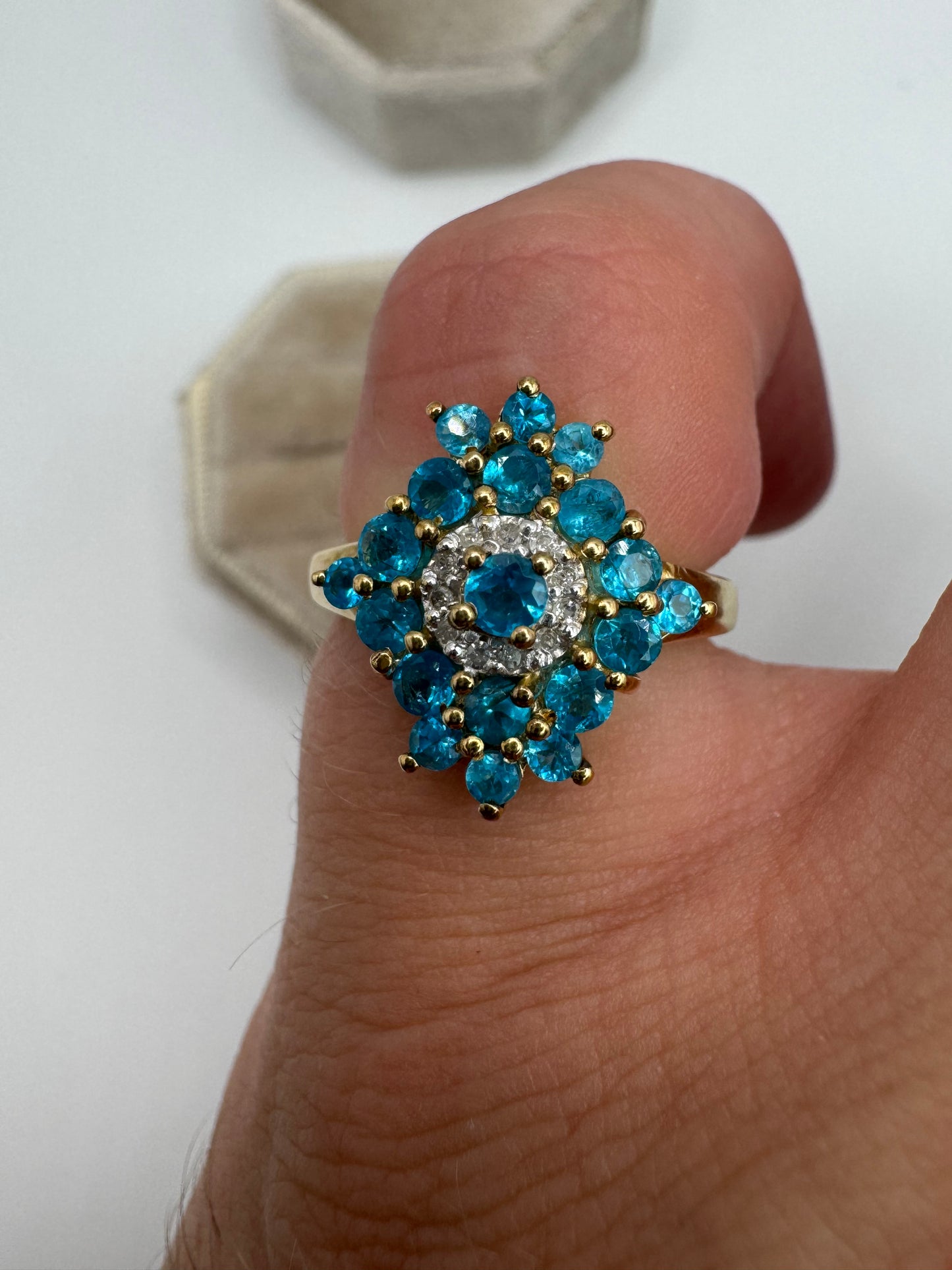 9ct gold blue apatite and diamond ring