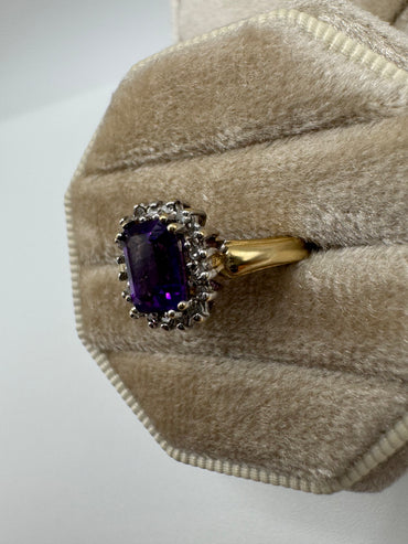 9ct gold amethyst and diamond ring