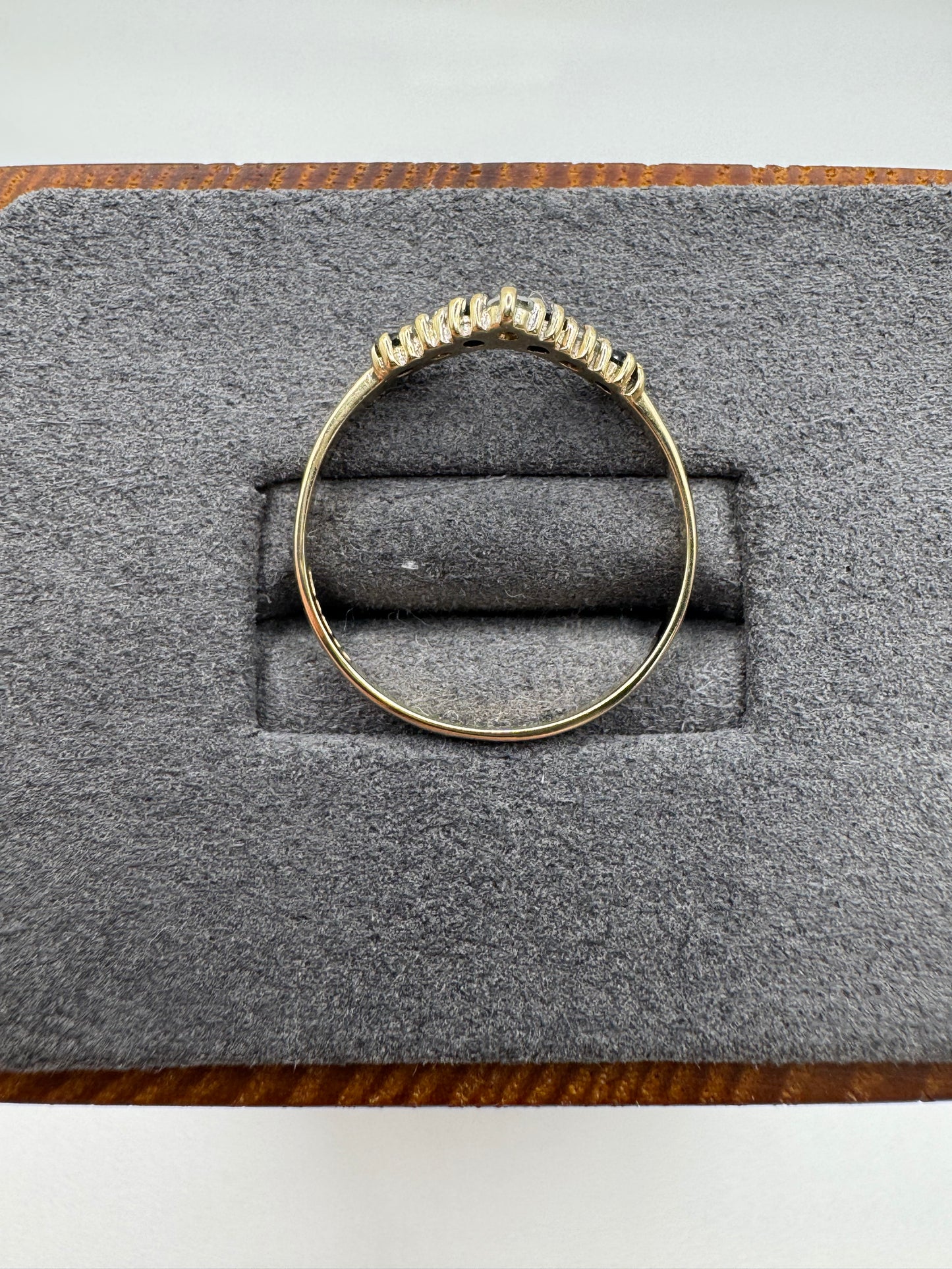 9ct gold sapphire and cz wishbone ring