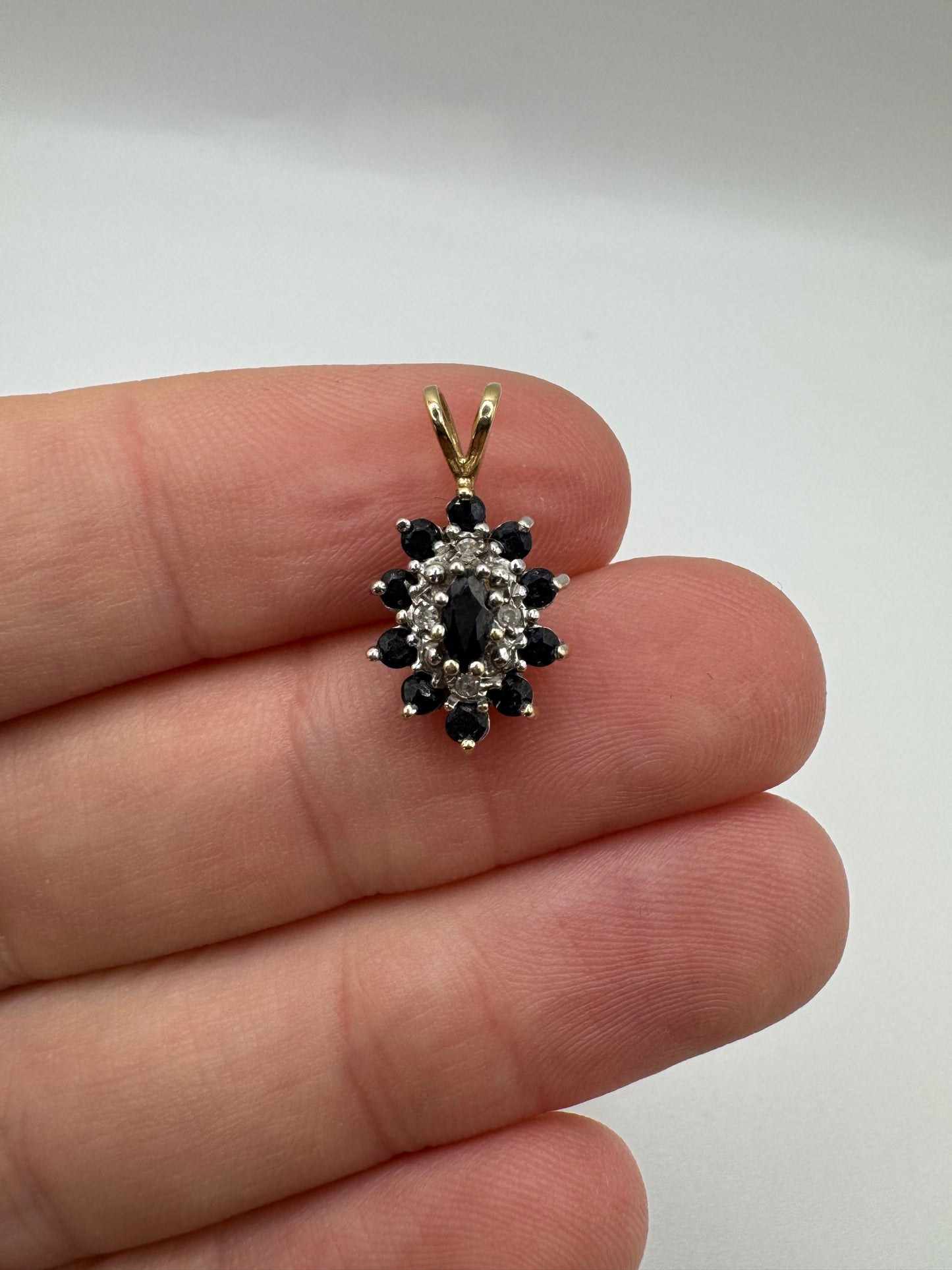 9ct gold sapphire and diamond pendant