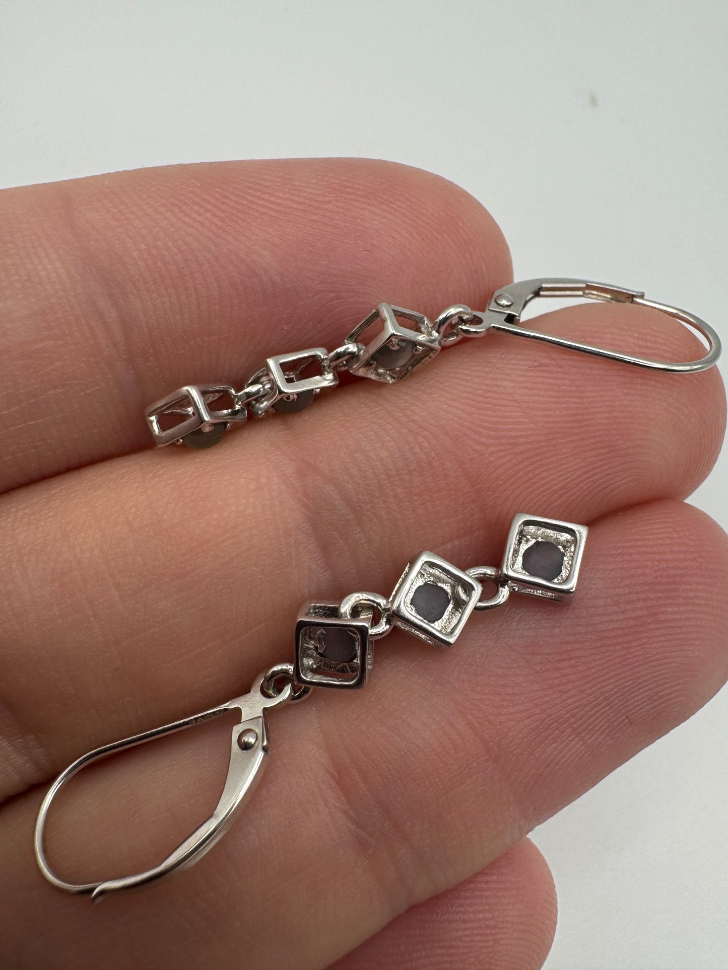 9ct white gold cats eye earrings