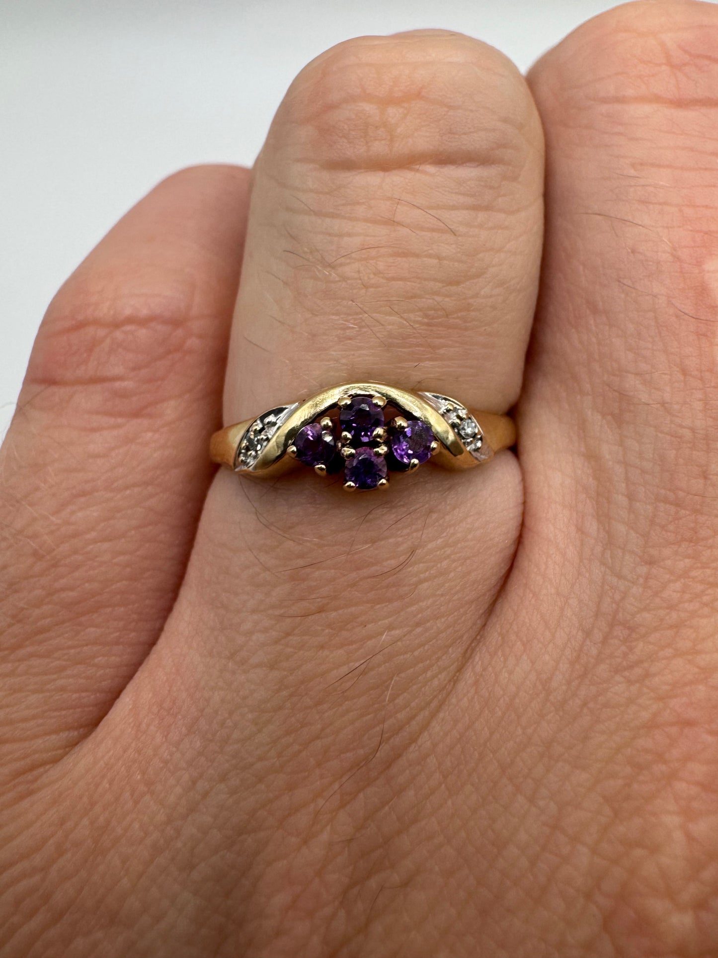 9ct gold amethyst and diamond ring