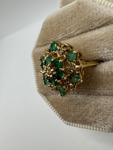 9ct gold emerald and diamond cluster ring