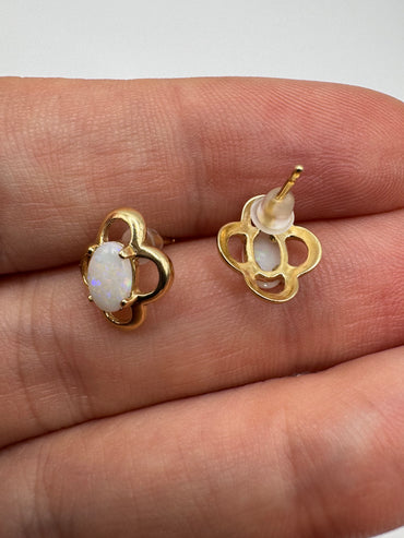 9ct gold opal earrings