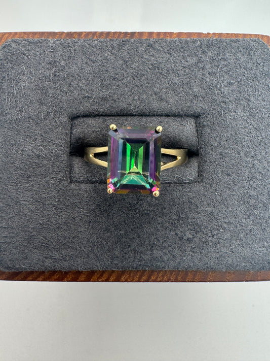 9ct gold mystic topaz ring