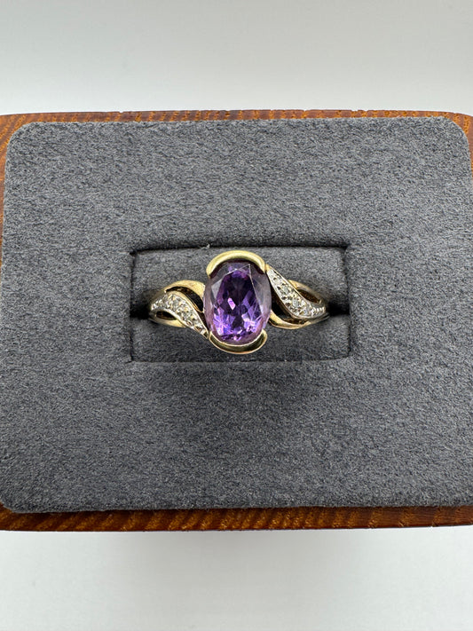 9ct gold amethyst and diamond ring