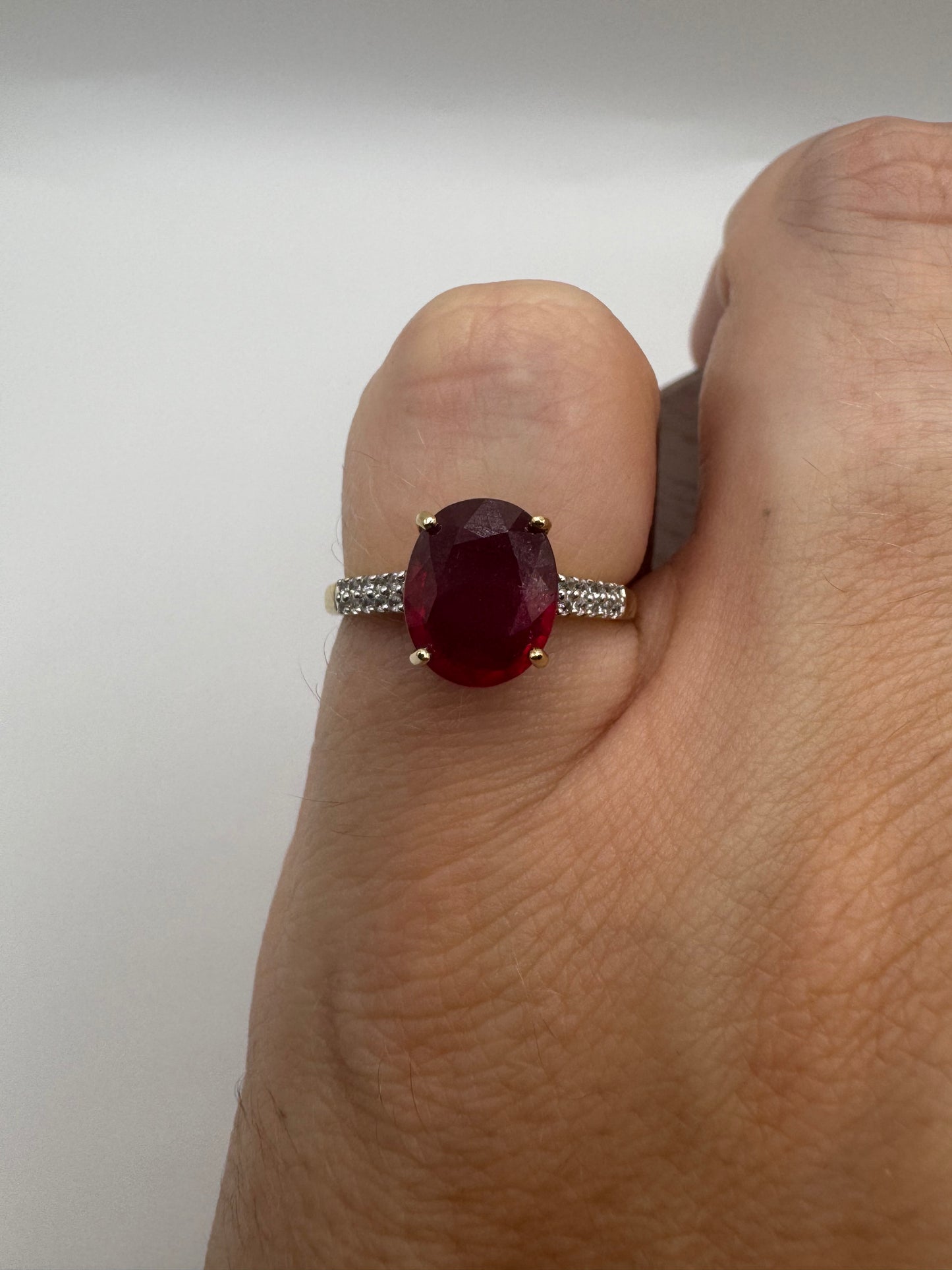 9ct gold ruby and zircon ring