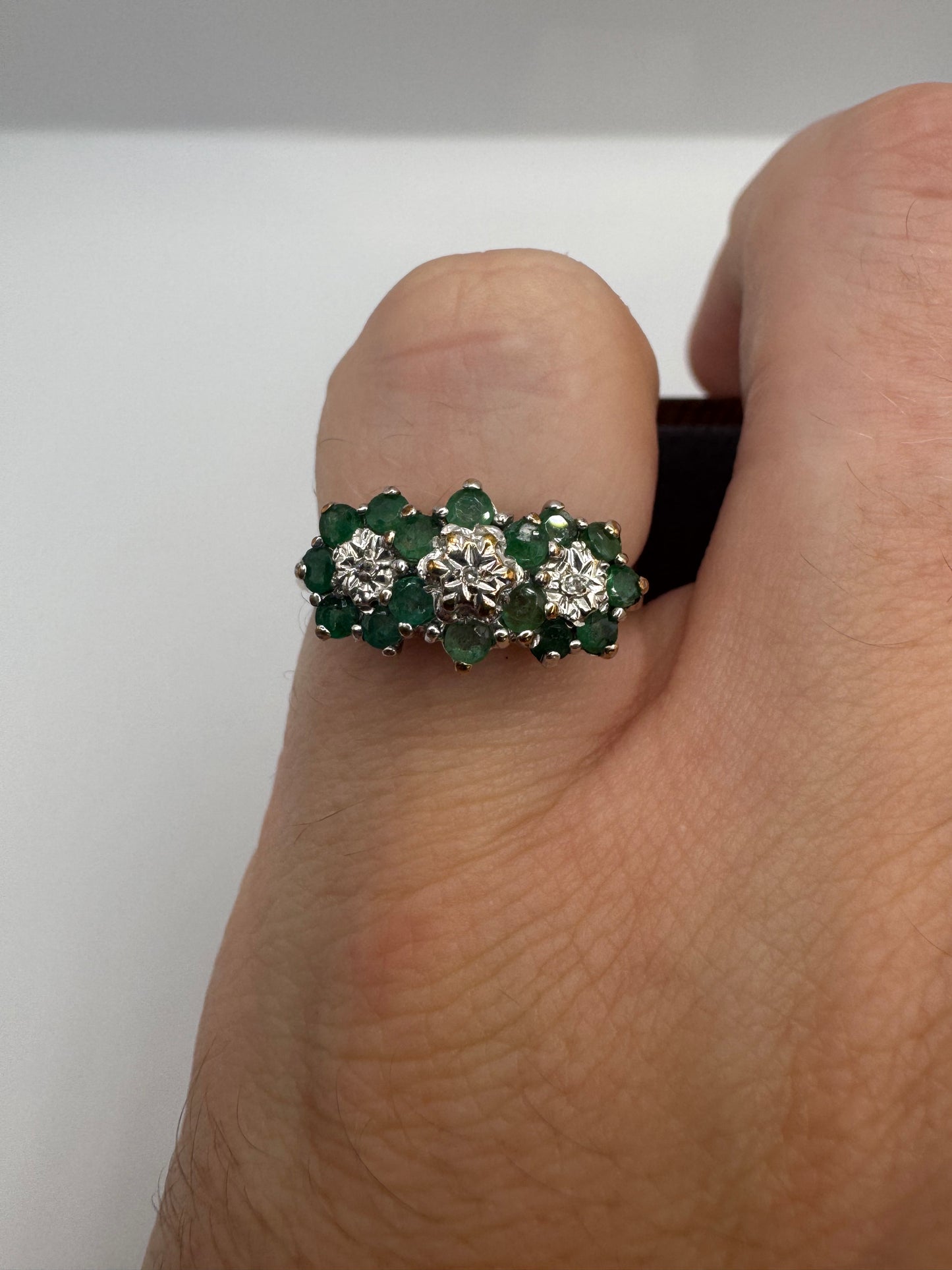 9ct gold emerald and diamond ring