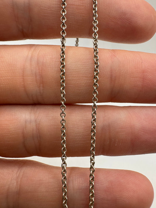 Silver fine chain
