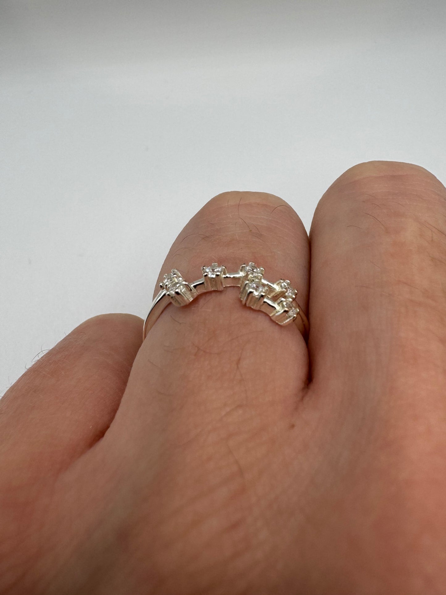 Silver cz ring (7.25-O)