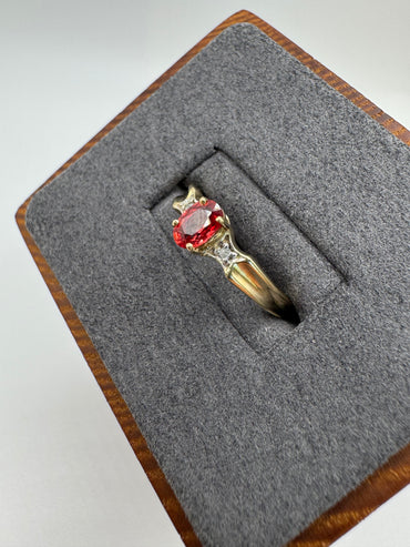 9ct gold spinel and diamond ring