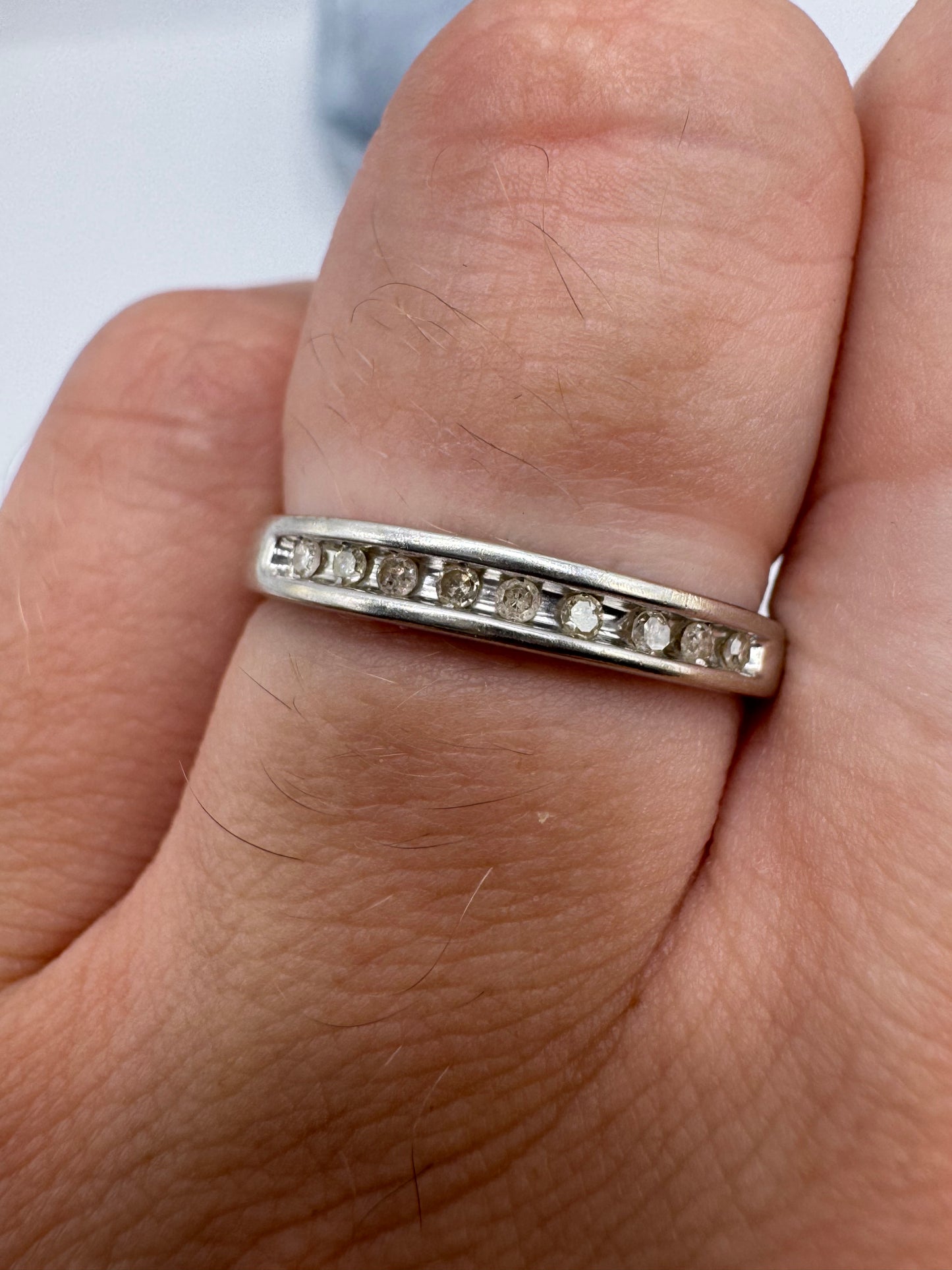 9ct white gold diamond ring