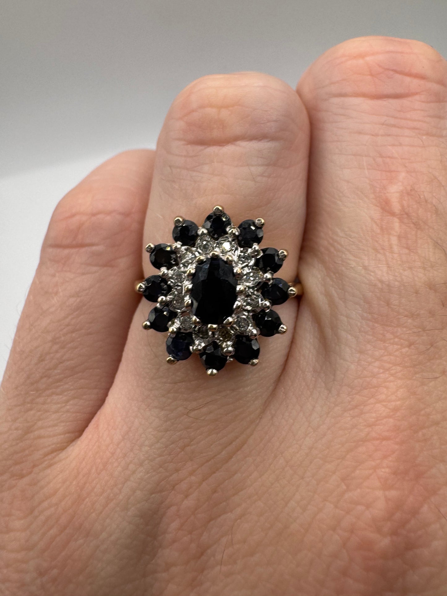 9ct gold sapphire and diamond ring