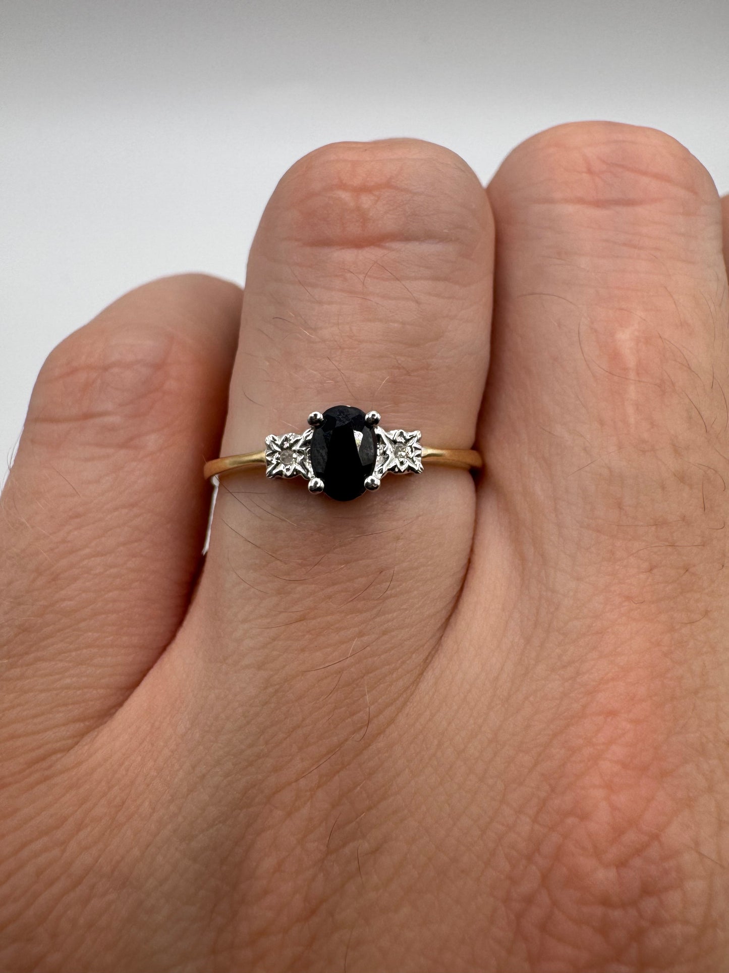 9ct gold sapphire and diamond ring