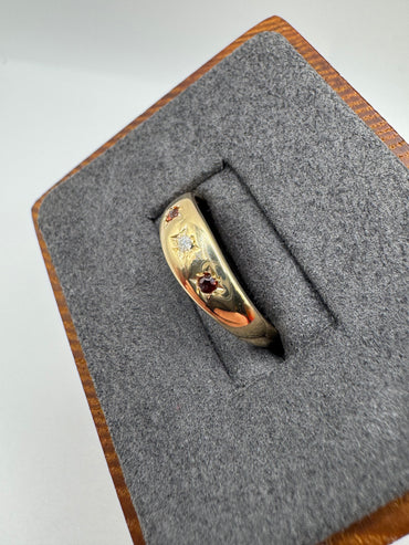 9ct gold garnet and diamond gypsy ring